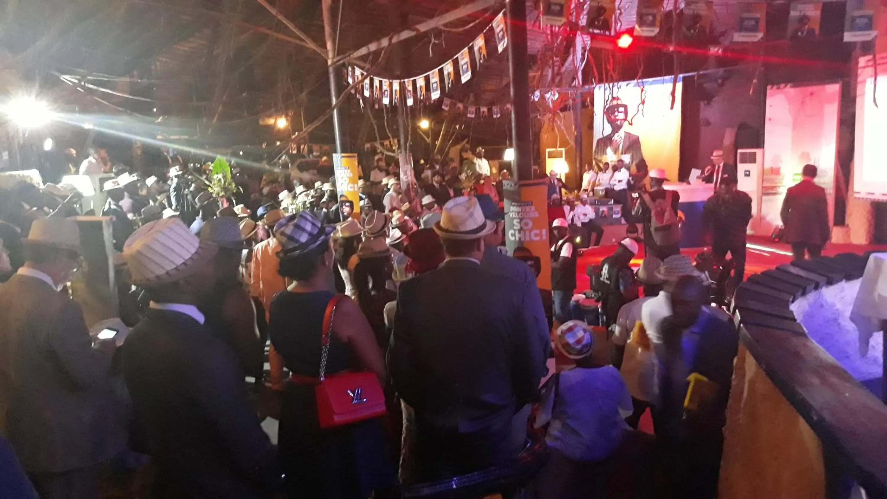 Evening entertainment in Le Wafou