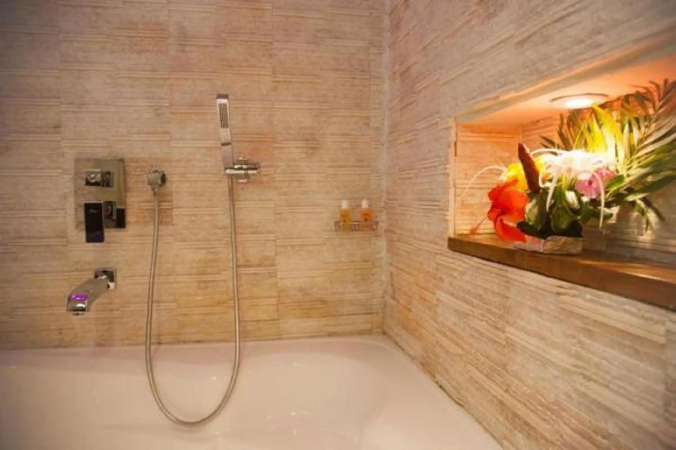 Bathroom in Le Wafou