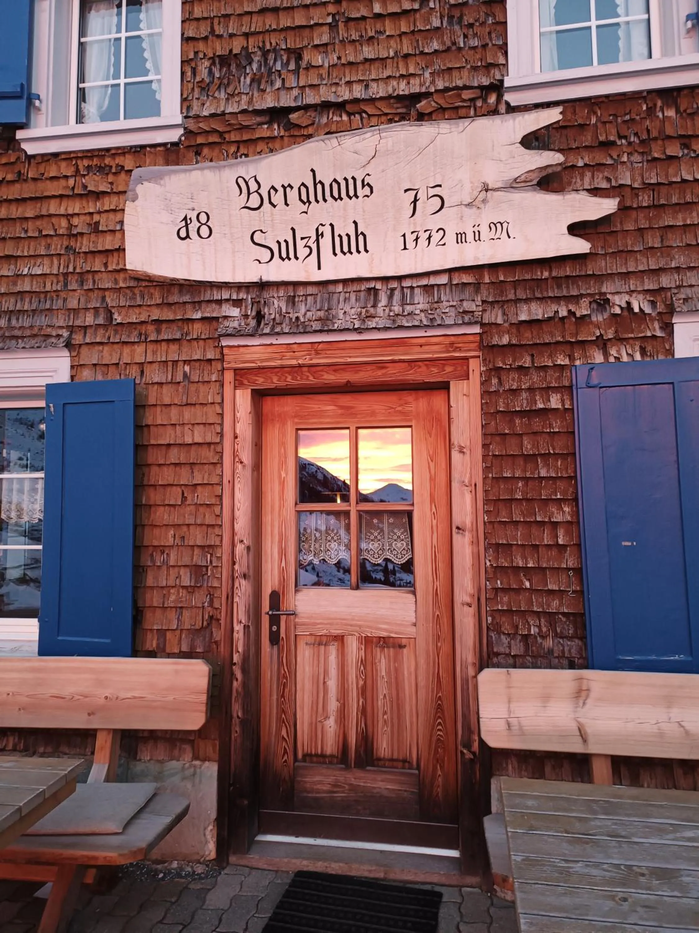Property building in Berghaus Sulzfluh