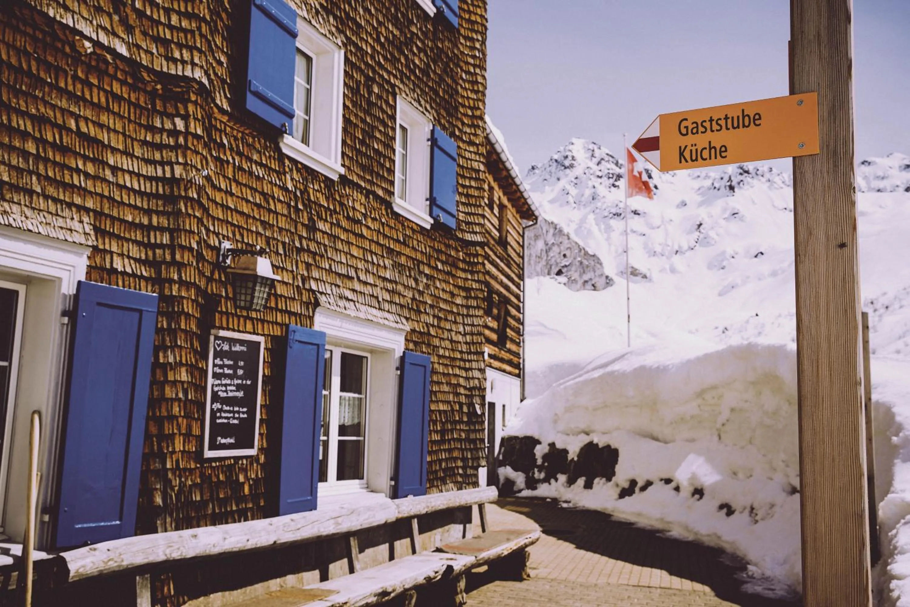 Property building in Berghaus Sulzfluh