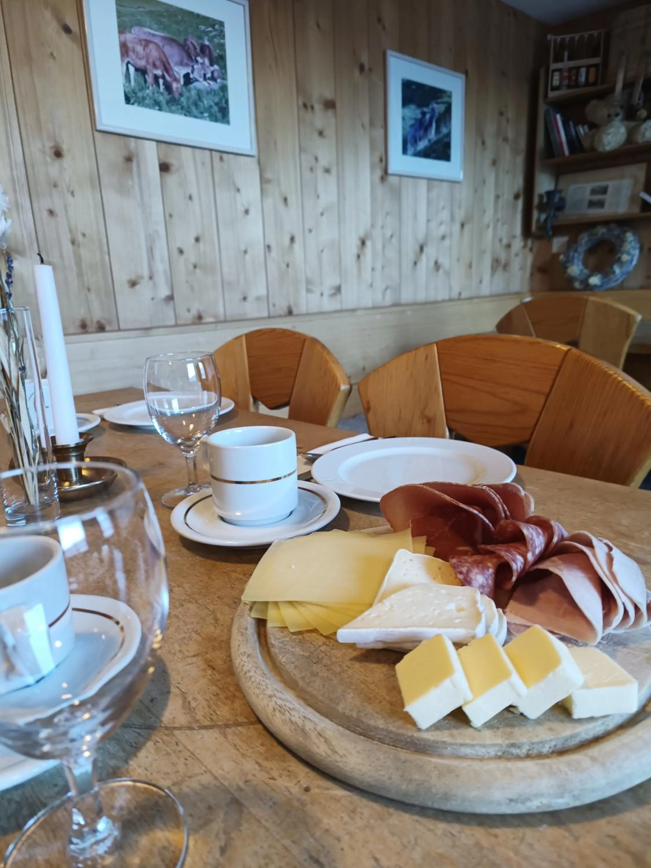 Breakfast in Berghaus Sulzfluh