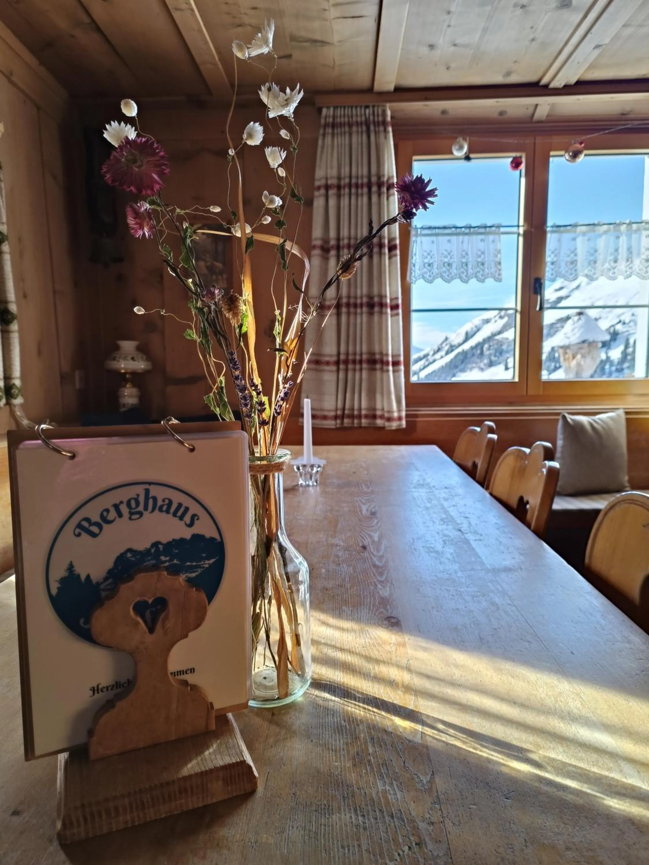 Restaurant/places to eat in Berghaus Sulzfluh