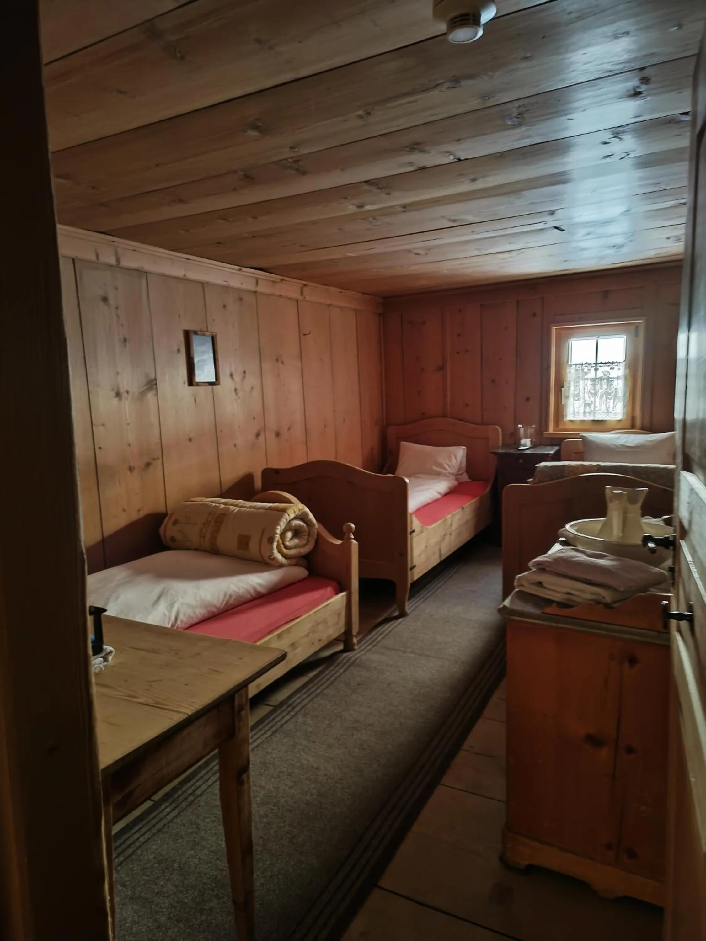 Photo of the whole room, Bed in Berghaus Sulzfluh