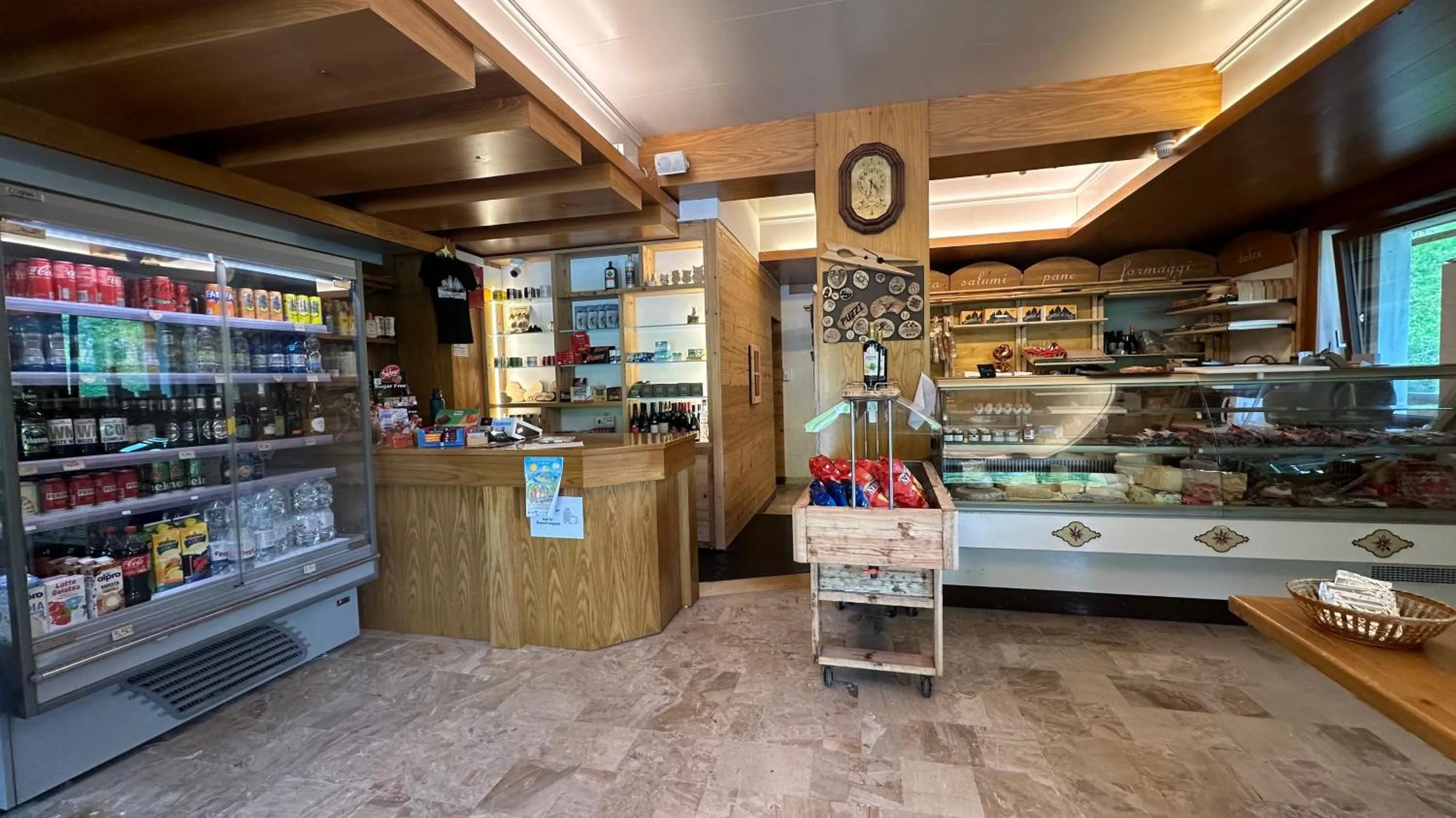 Food and drinks in Hotel Dolomiti Des Alpes