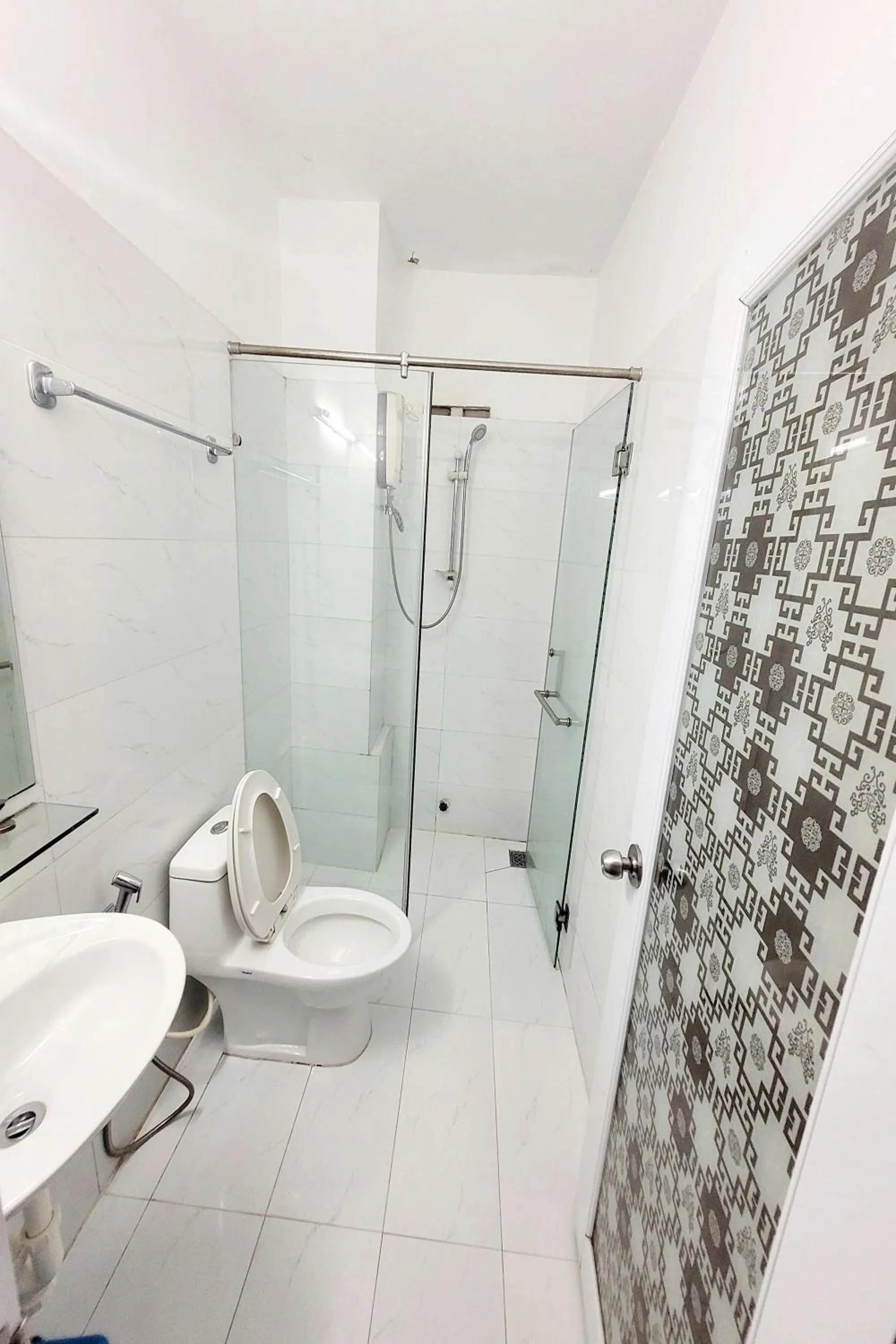 Bathroom in Hoang Nam Hotel