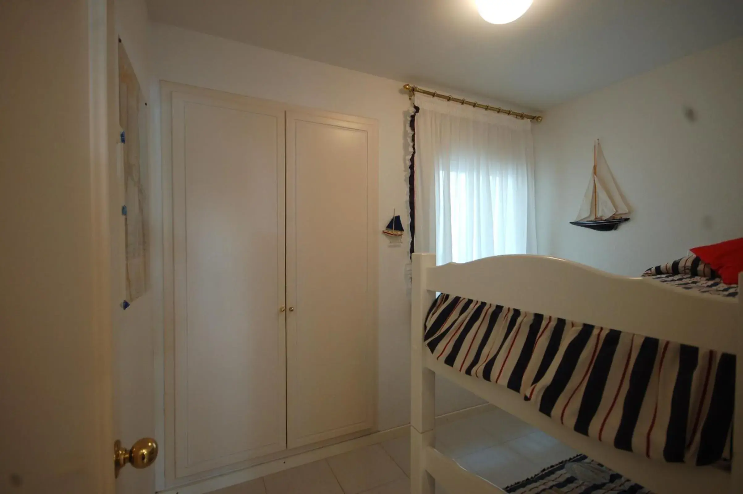 Lets Holidays BEACH APARTMENT 2 rooms with PARKING Lets Holidays BEACH APARTMENT 2 rooms with PARKING