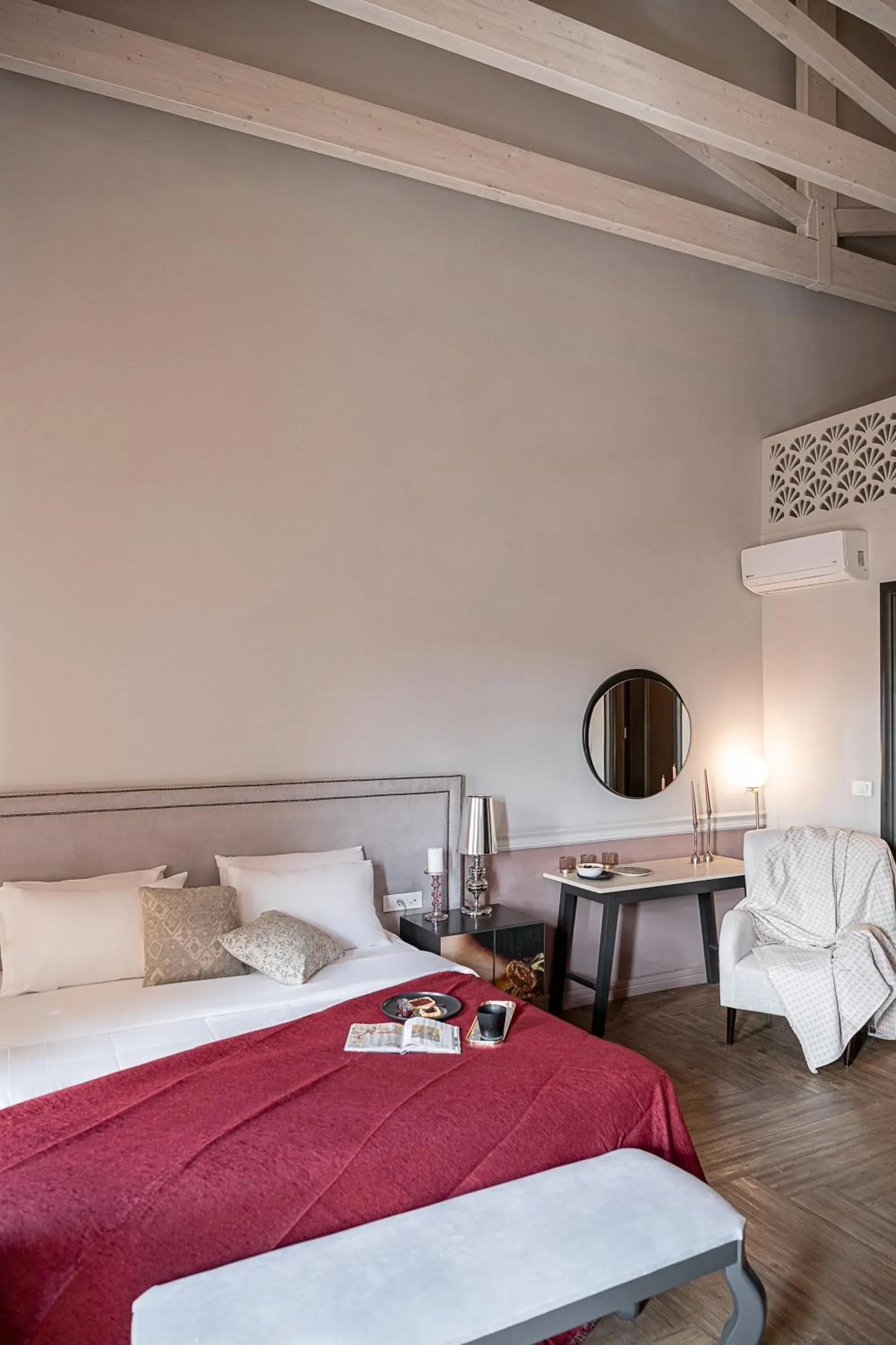 Bedroom, Bed in Elia Palatino Hotel Bedroom, Bed in Elia Palatino Hotel