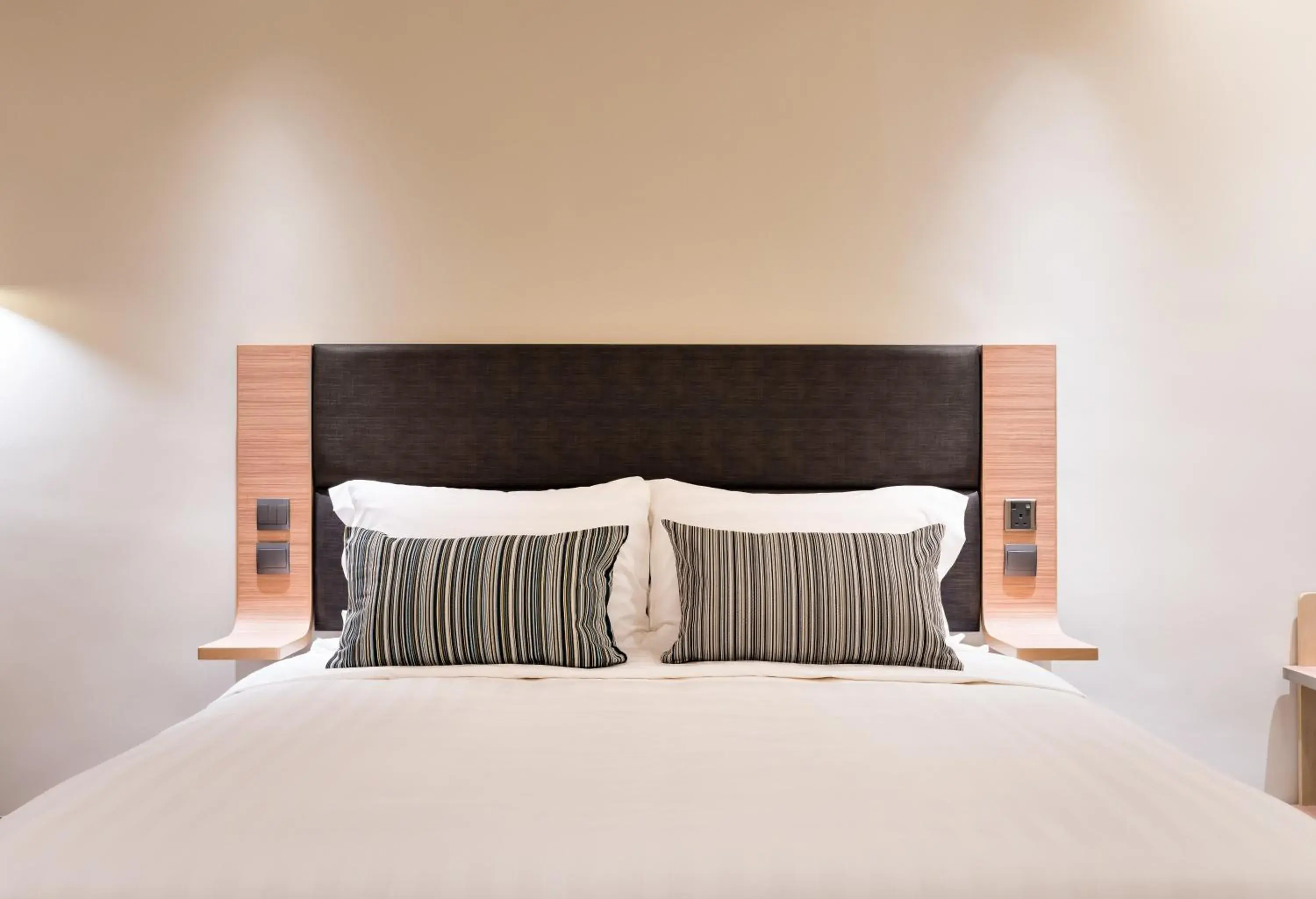 Bed in Camlux Hotel Bed in Camlux Hotel