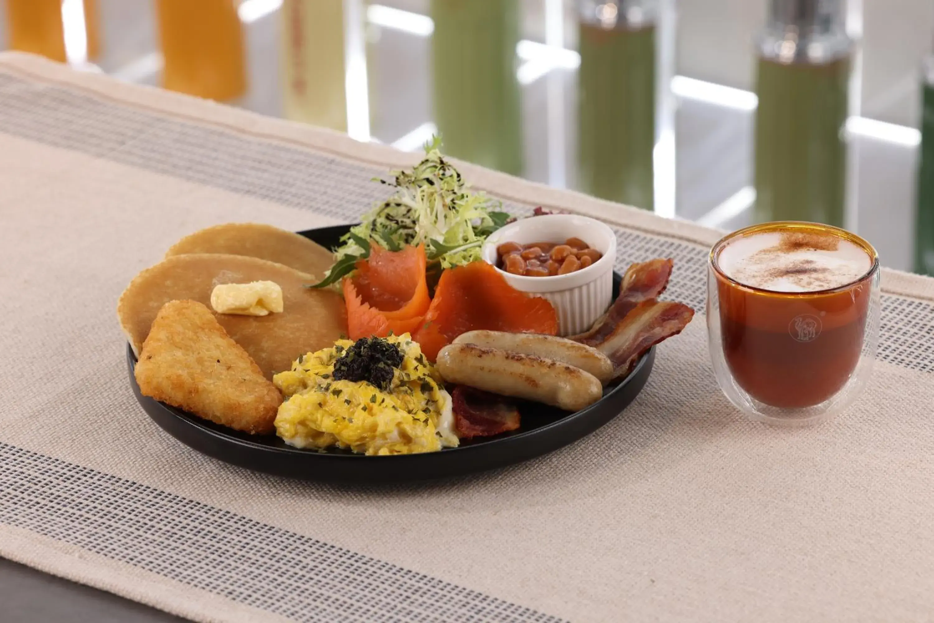 Restaurant/places to eat in Camlux Hotel Restaurant/places to eat in Camlux Hotel