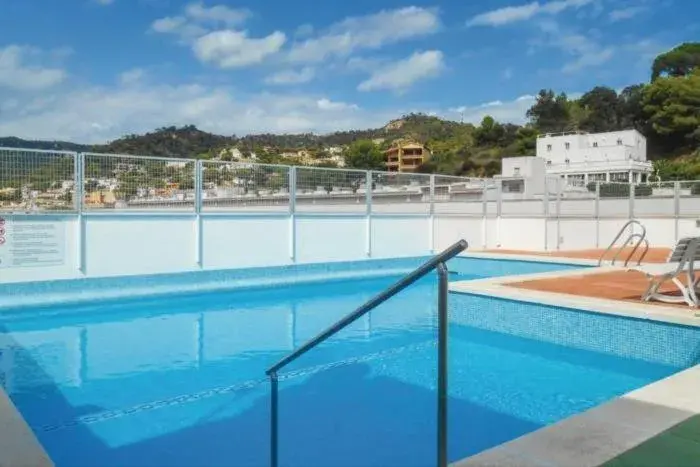 Lets Holidays POOL TERRACE APARTMENT TOSSA DE MAR Lets Holidays POOL TERRACE APARTMENT TOSSA DE MAR