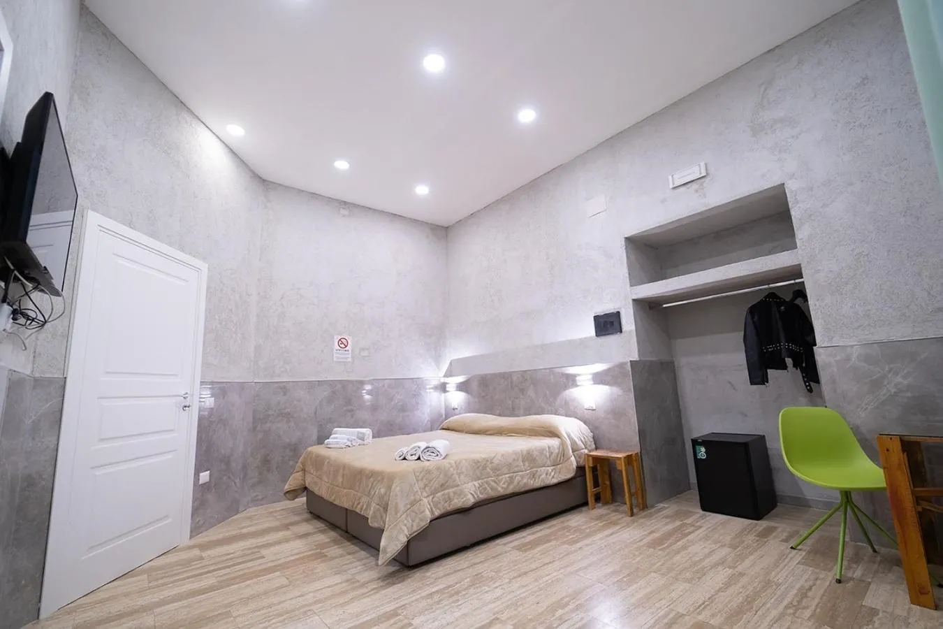 Bed in PC Boutique H Napoli Centro, by ClaPa Group