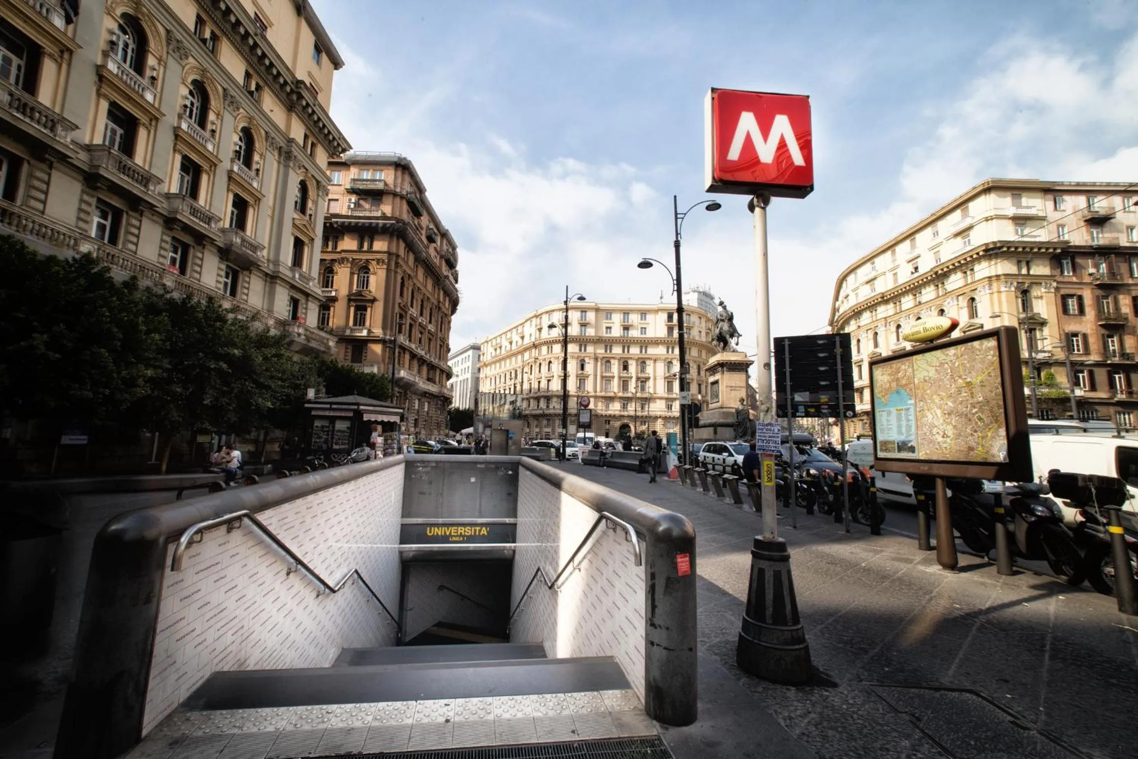 Property building in PC Boutique H Napoli Centro, by ClaPa Group