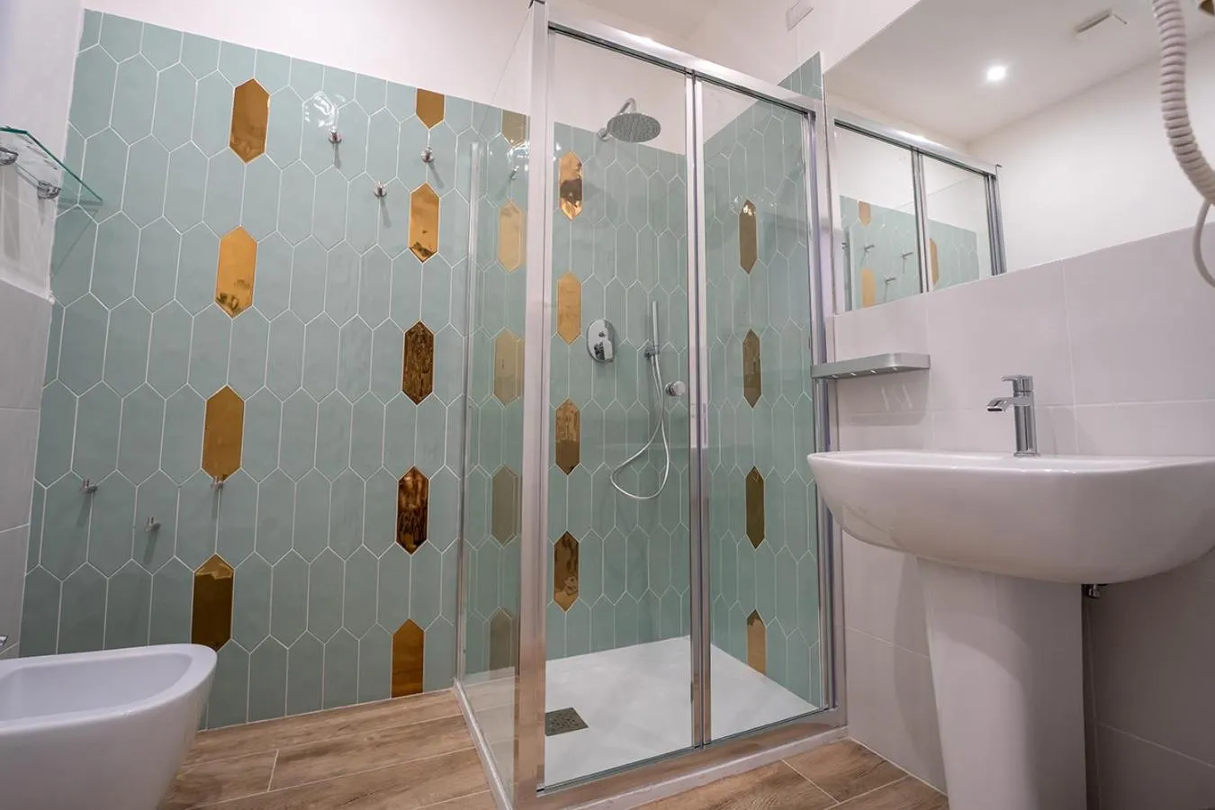 Bathroom in PC Boutique H Napoli Centro, by ClaPa Group