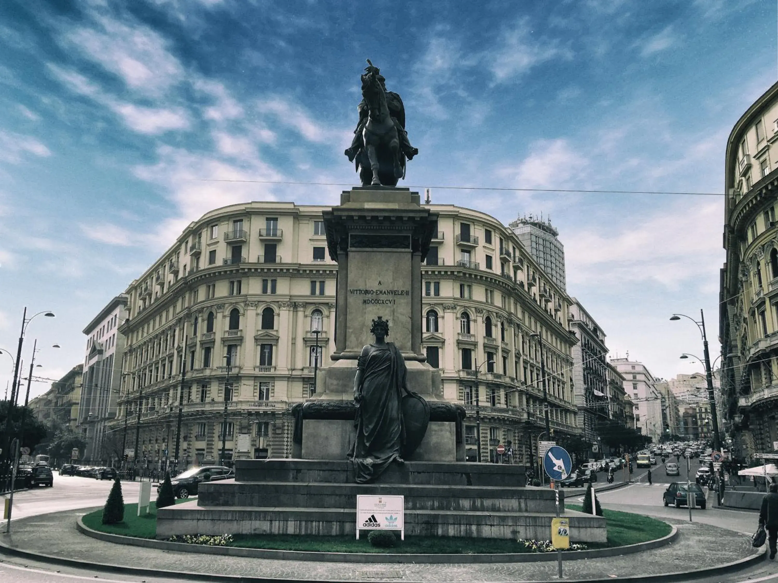 Property building in PC Boutique H Napoli Centro, by ClaPa Group Property building in PC Boutique H Napoli Centro, by ClaPa Group