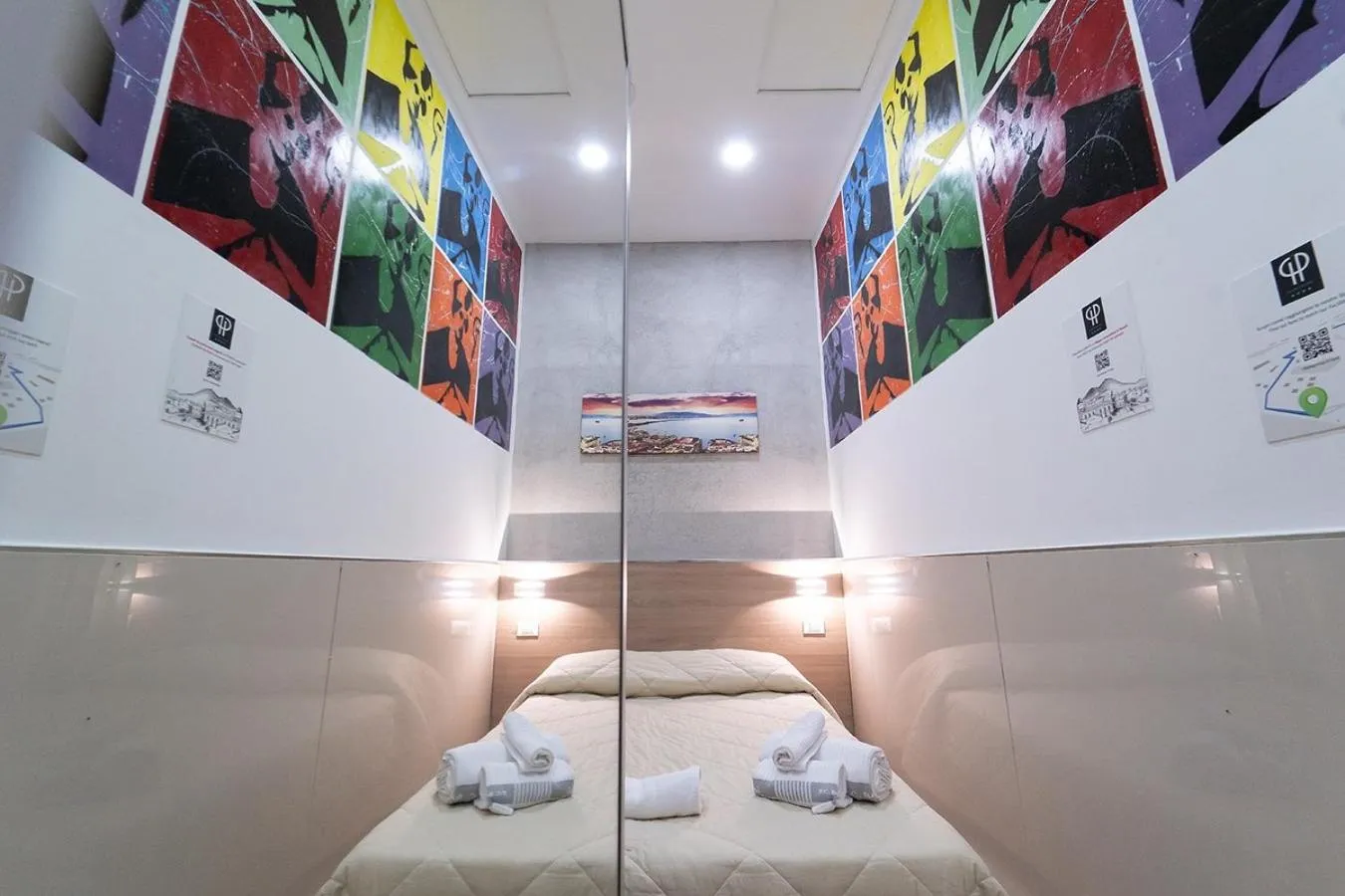 Bed in PC Boutique H Napoli Centro, by ClaPa Group