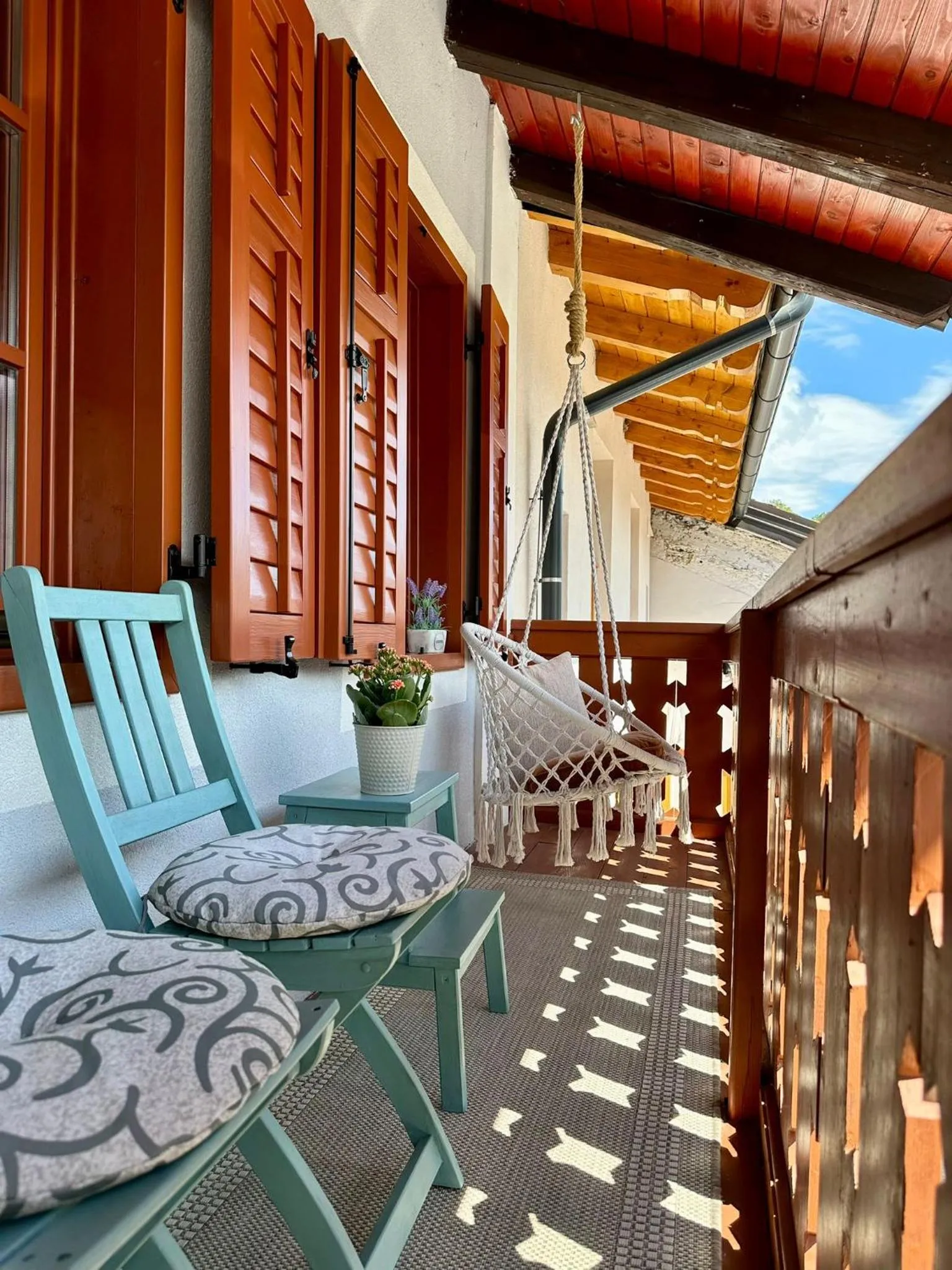 Day in Hisa Rejmr with private parking