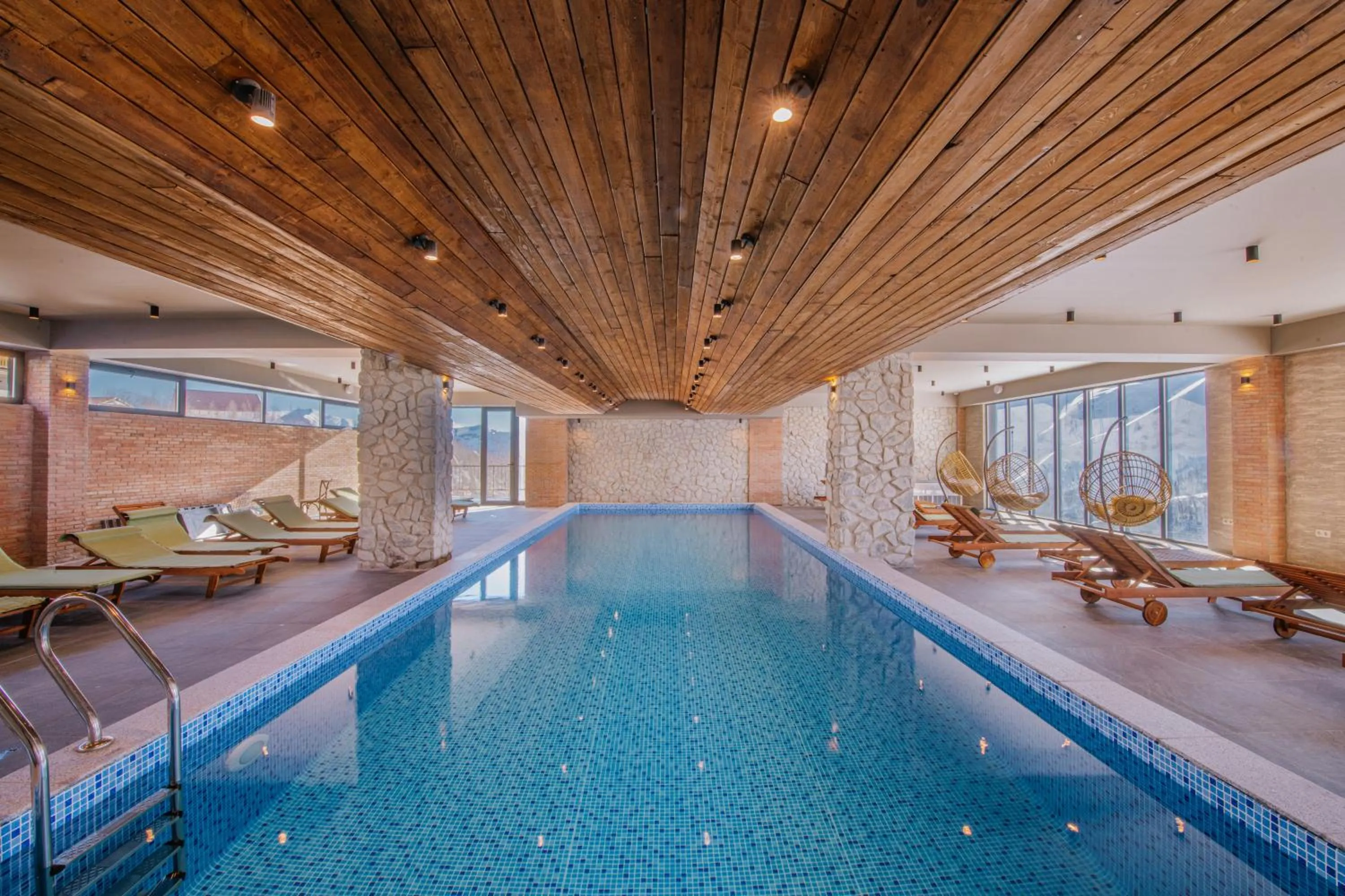 Swimming pool in Gudauri Inn