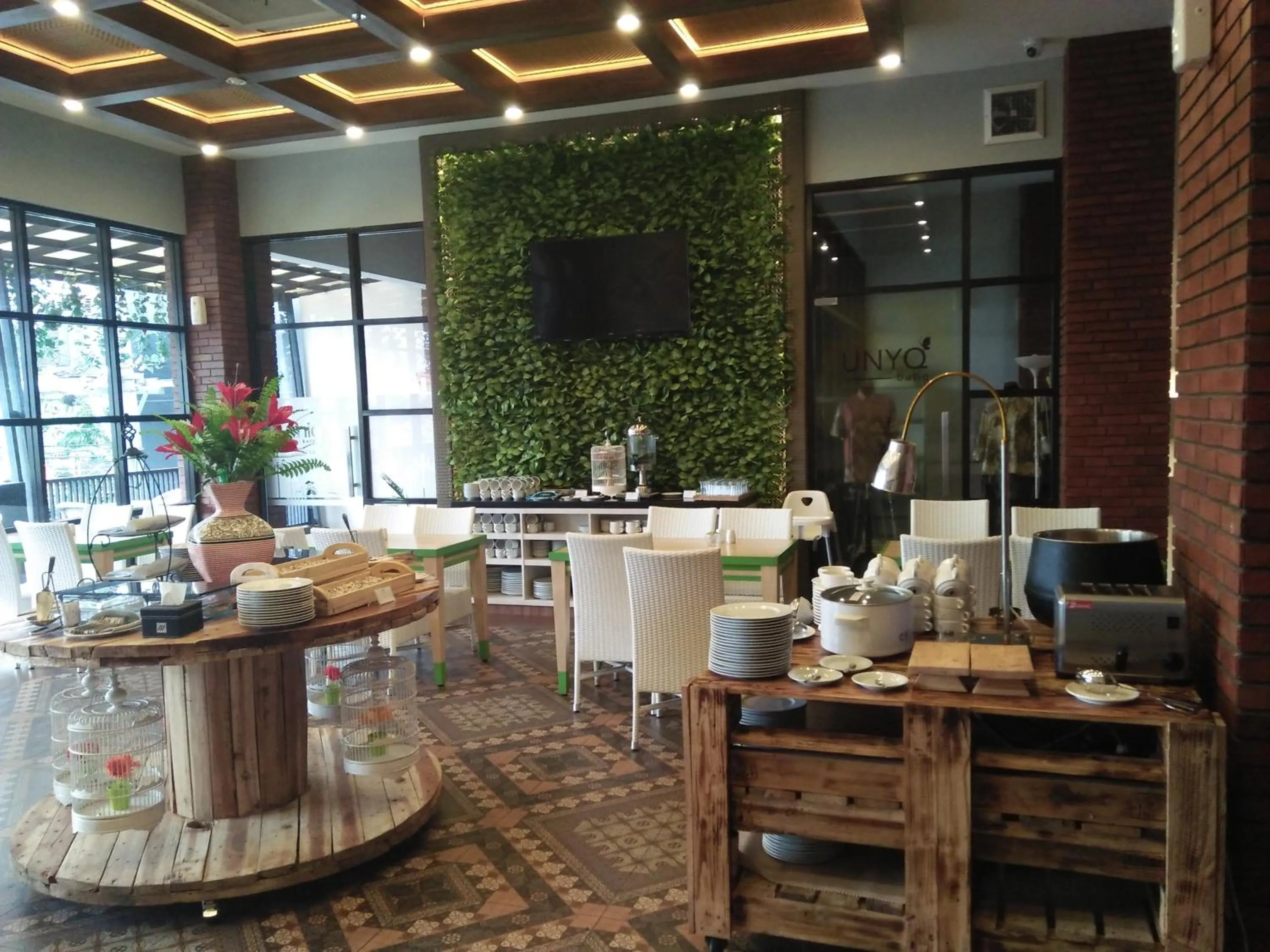 Breakfast in Uniq Hotel