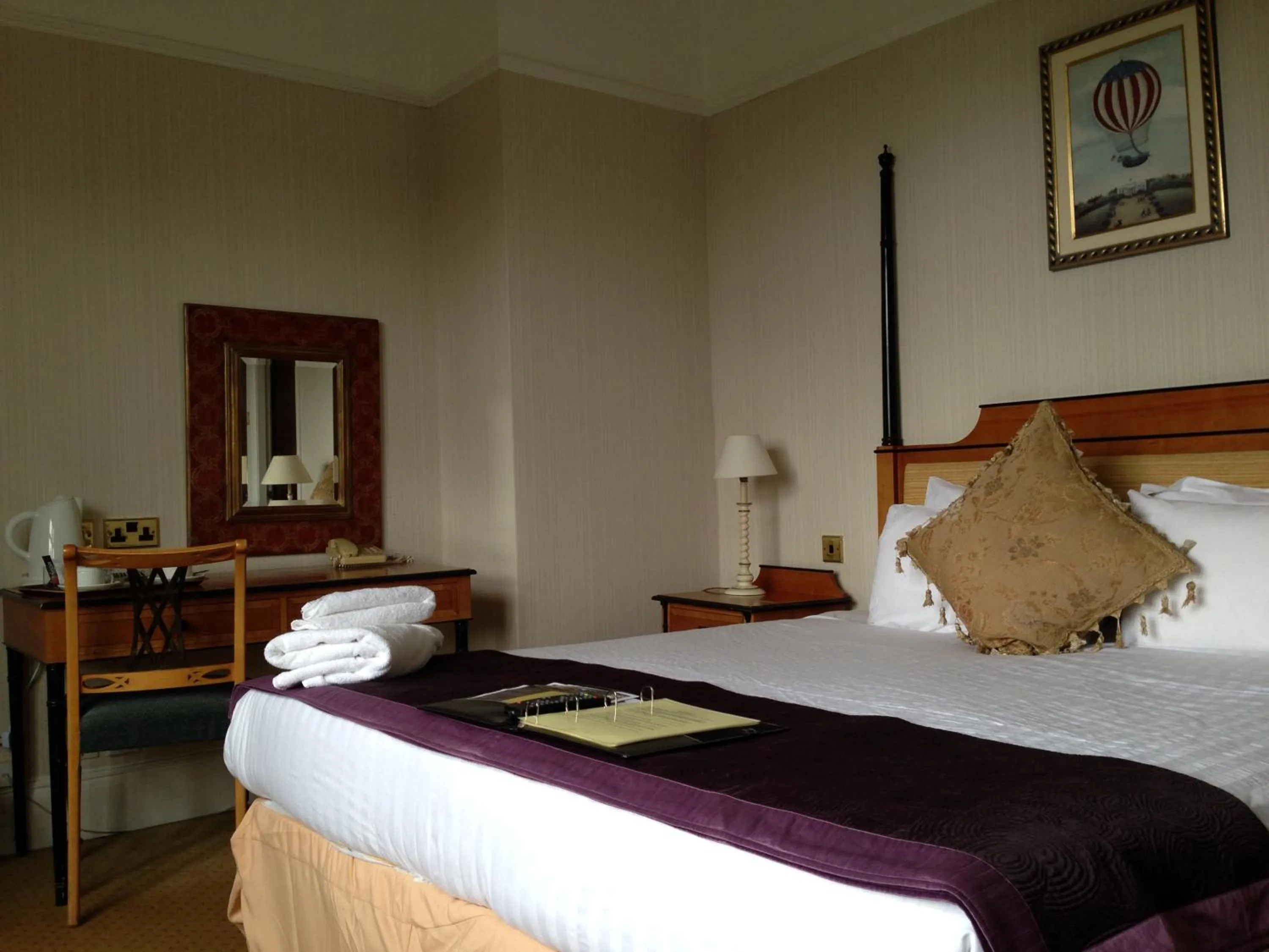 Bed in Brook Mollington Banastre Hotel & Spa