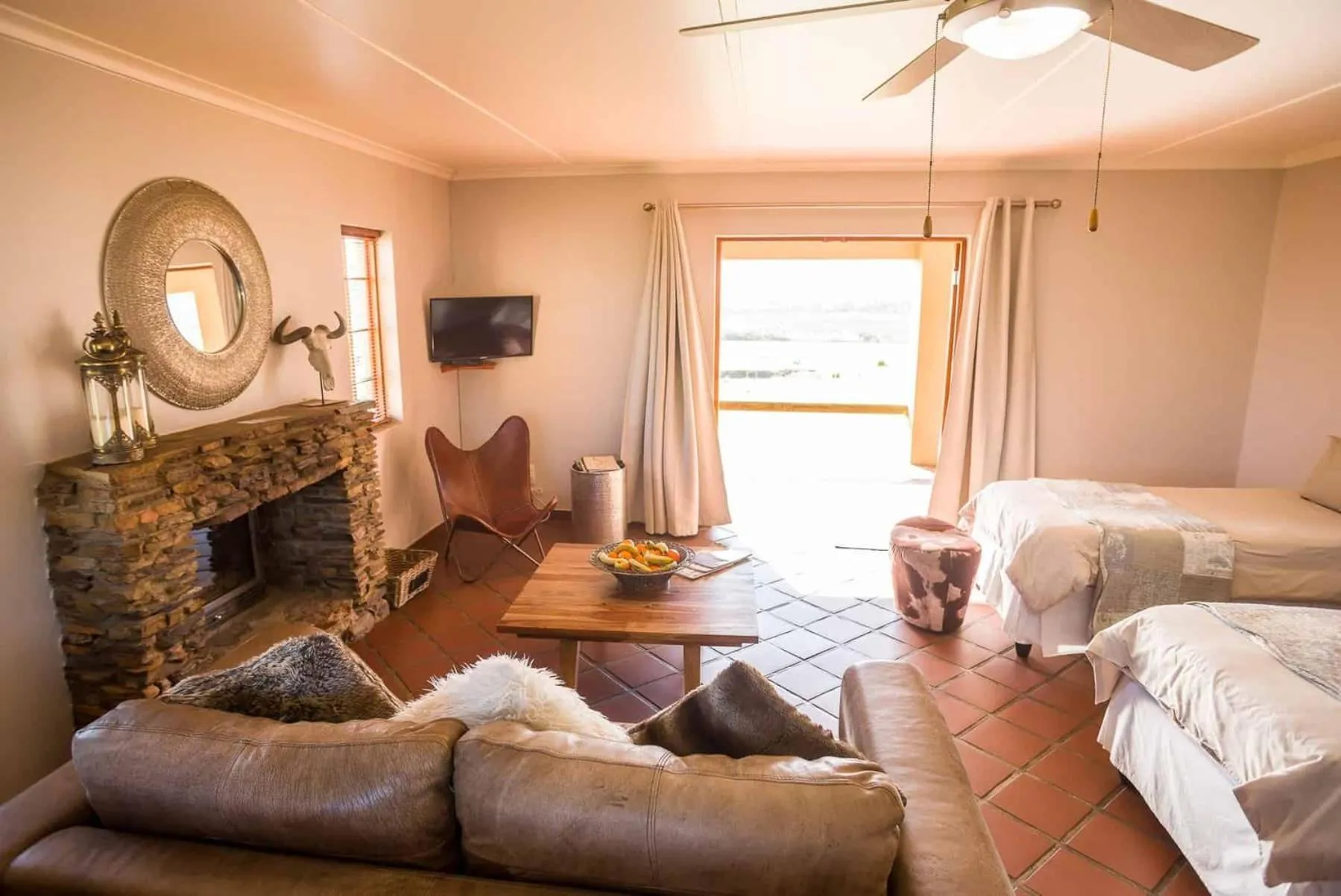 TV and multimedia, Bed in Kwetu Guest Farm