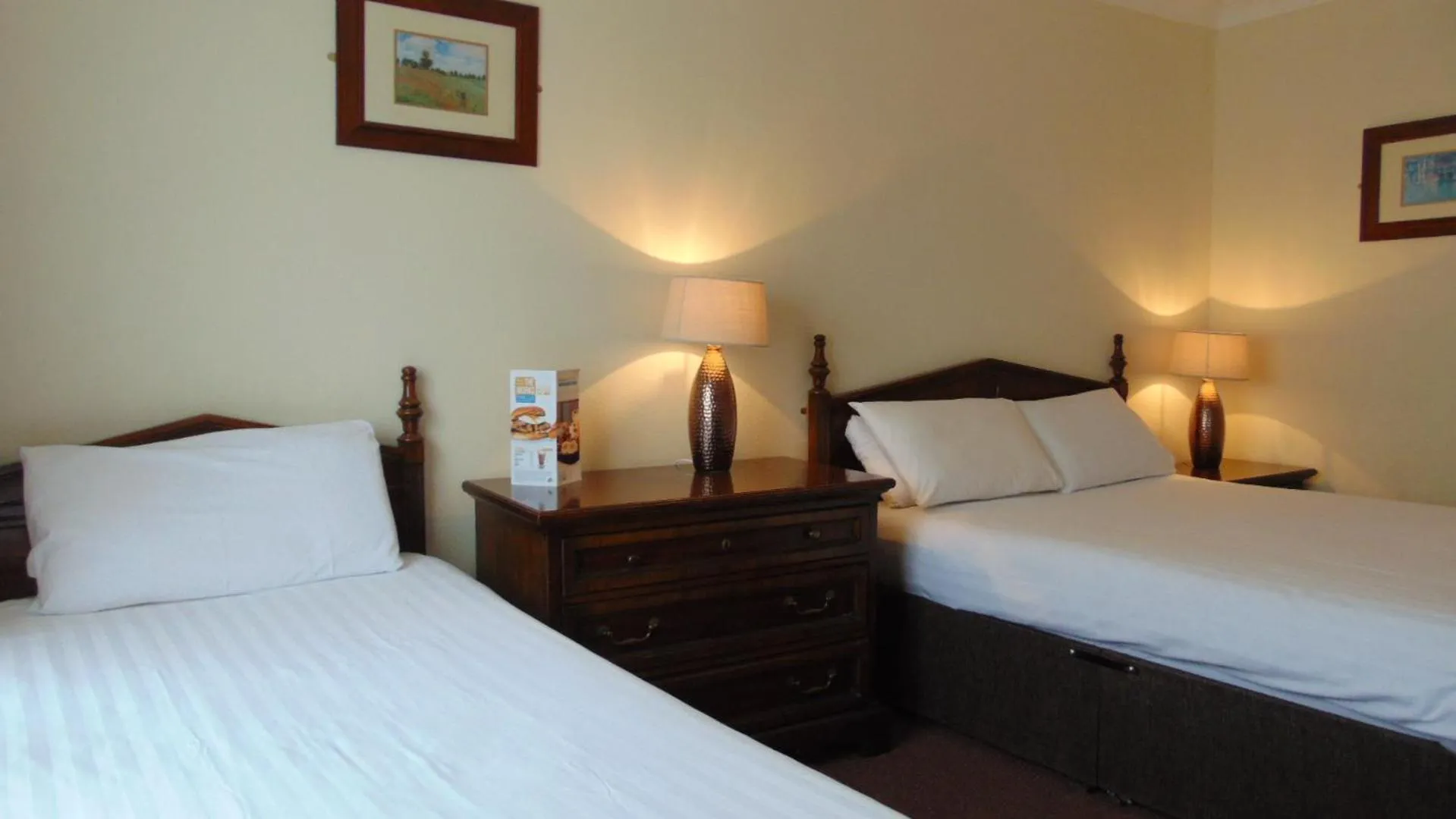 Bed in The Harrowgate Hill Lodge