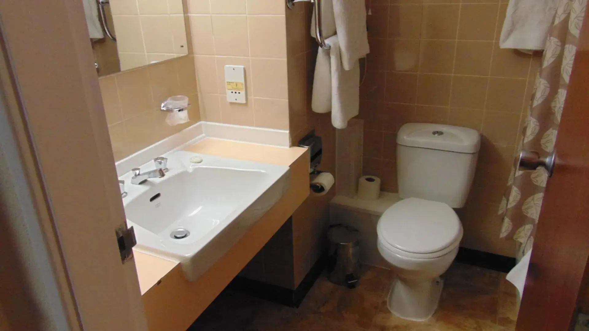 Twin Room in The Harrowgate Hill Lodge Twin Room in The Harrowgate Hill Lodge