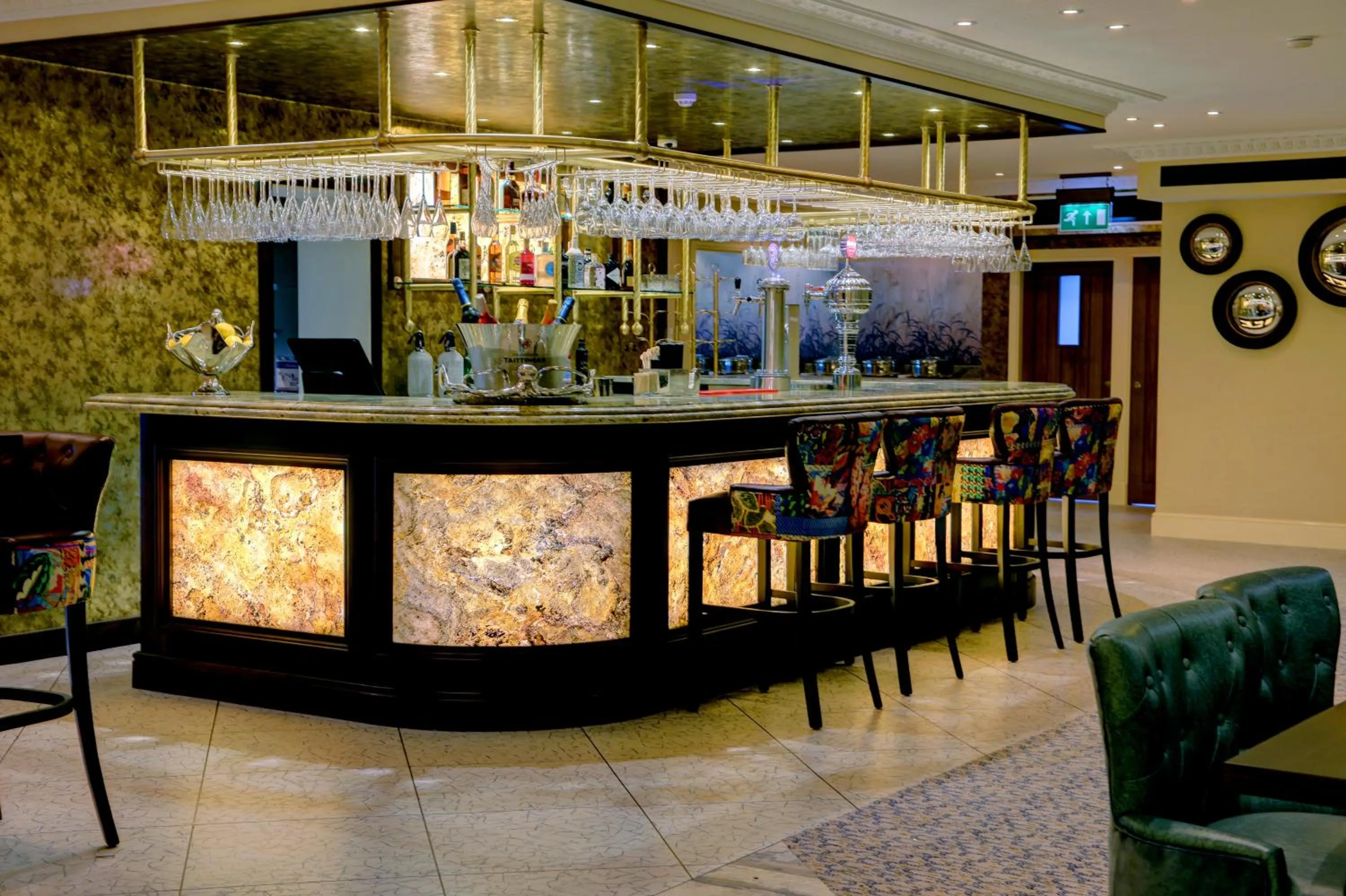 Lounge or bar in Best Western Premier Doncaster Mount Pleasant Hotel