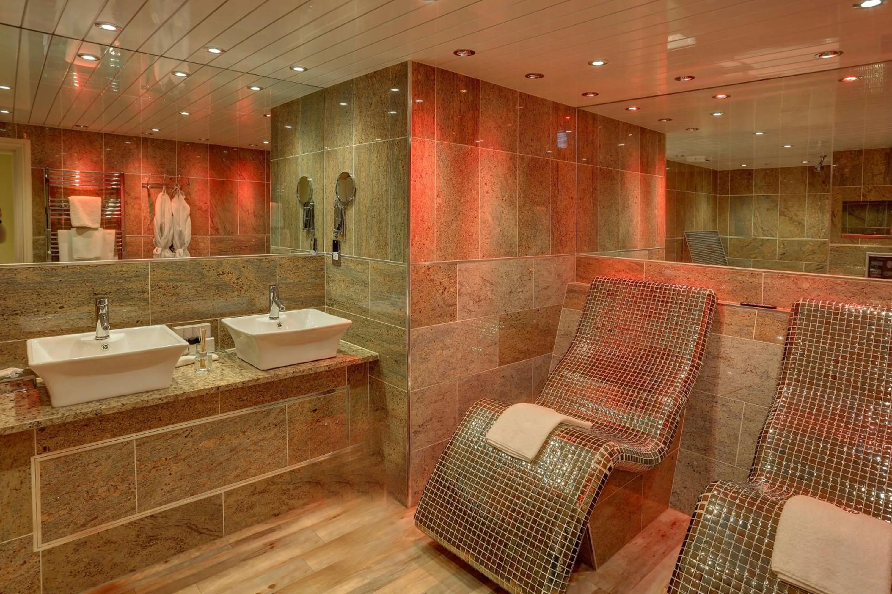 Bathroom in Best Western Premier Doncaster Mount Pleasant Hotel