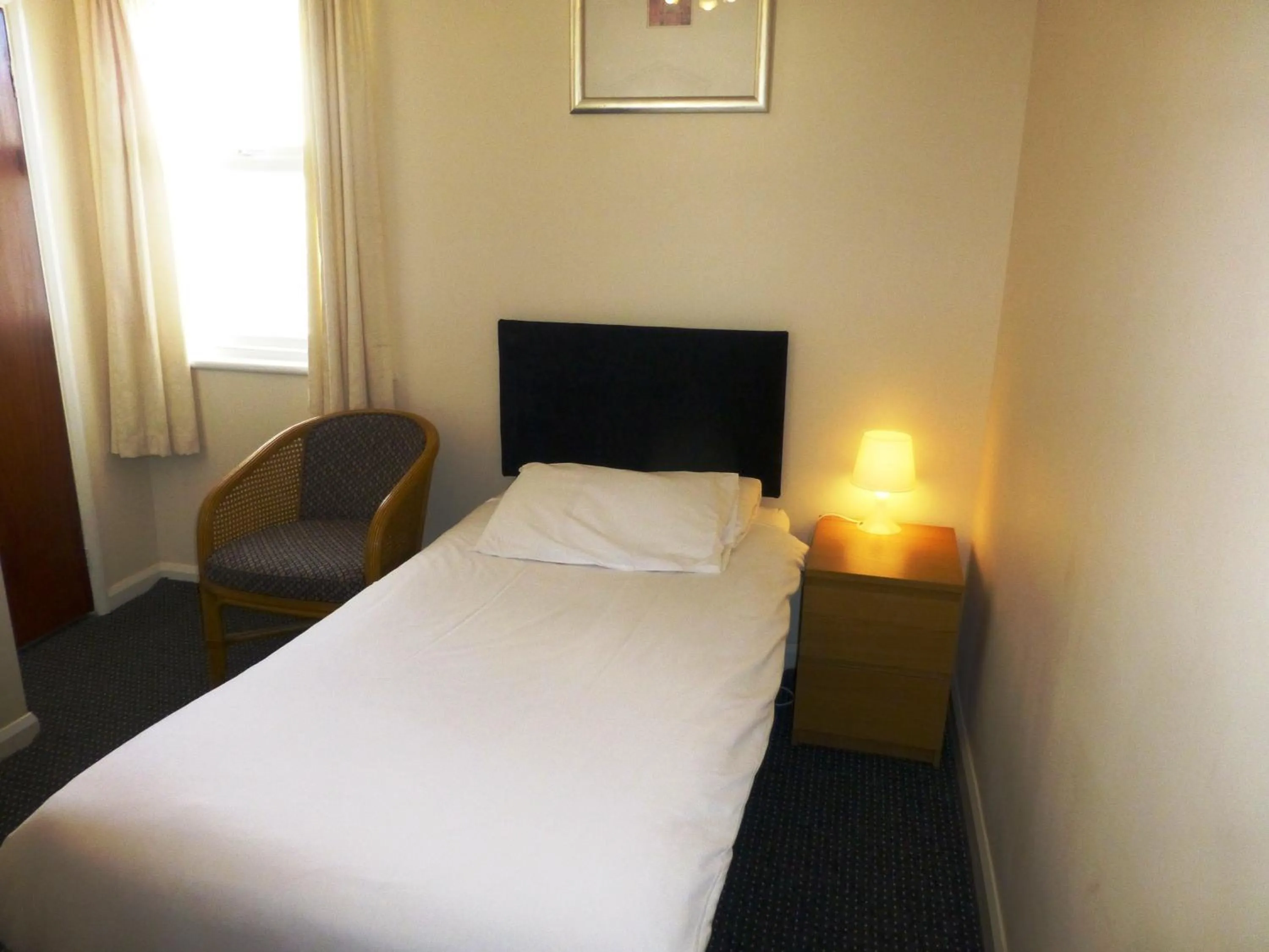 Bed in Esplanade Hotel - Clacton On Sea, Beachfront Hotel by OYO