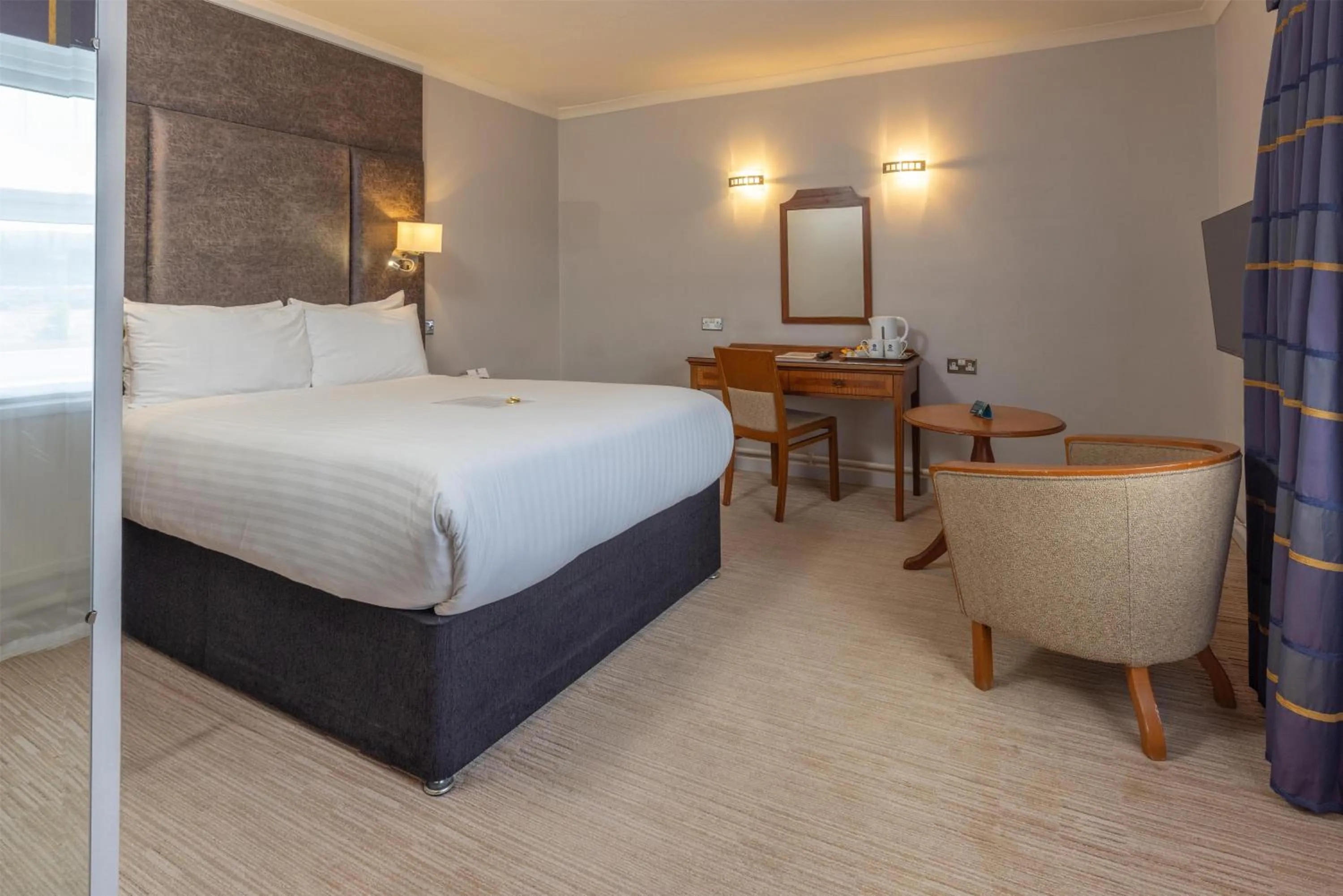 Bedroom, Bed in Best Western Aberavon Beach Hotel