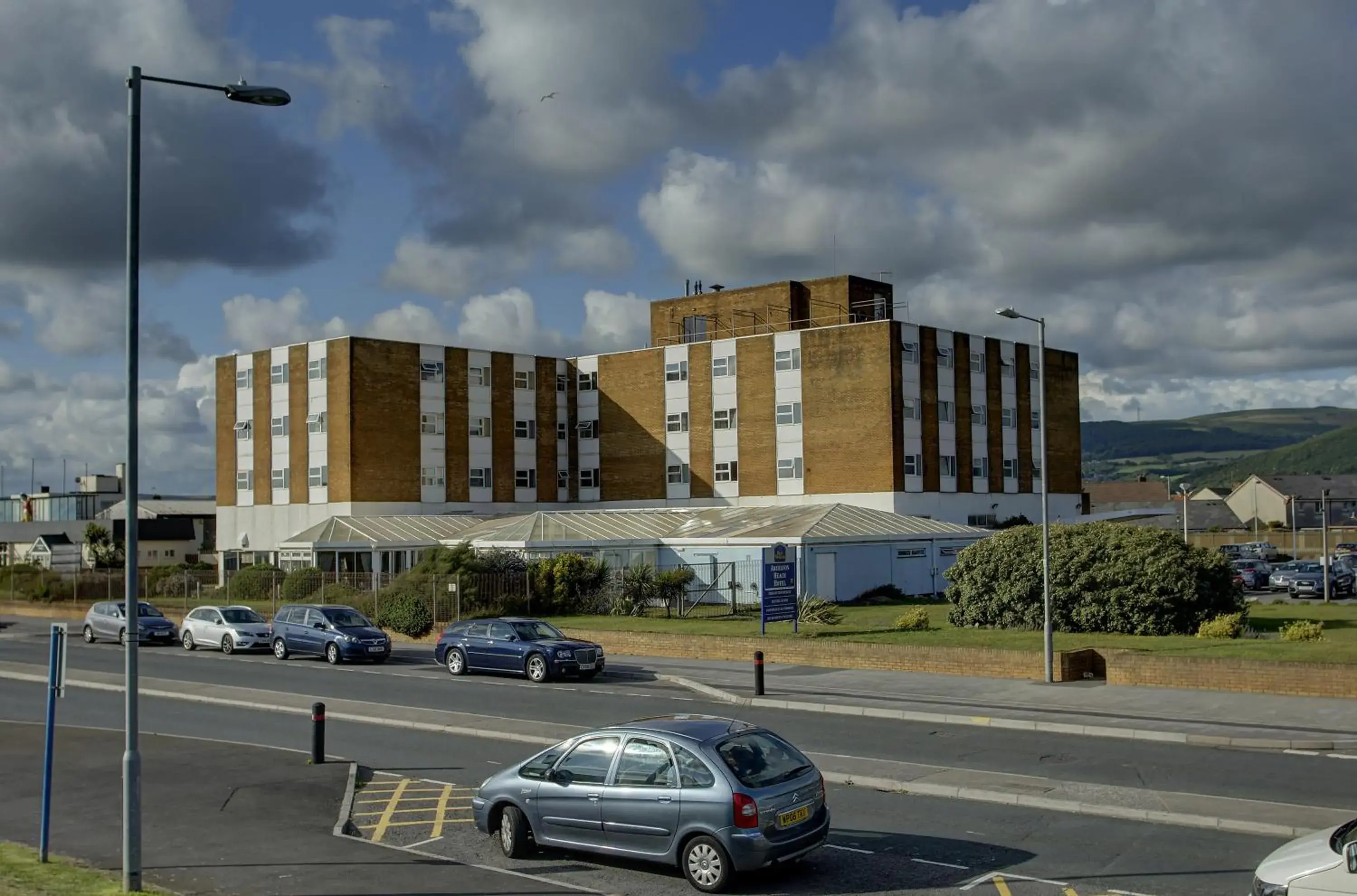 Facade/entrance in Best Western Aberavon Beach Hotel Facade/entrance in Best Western Aberavon Beach Hotel