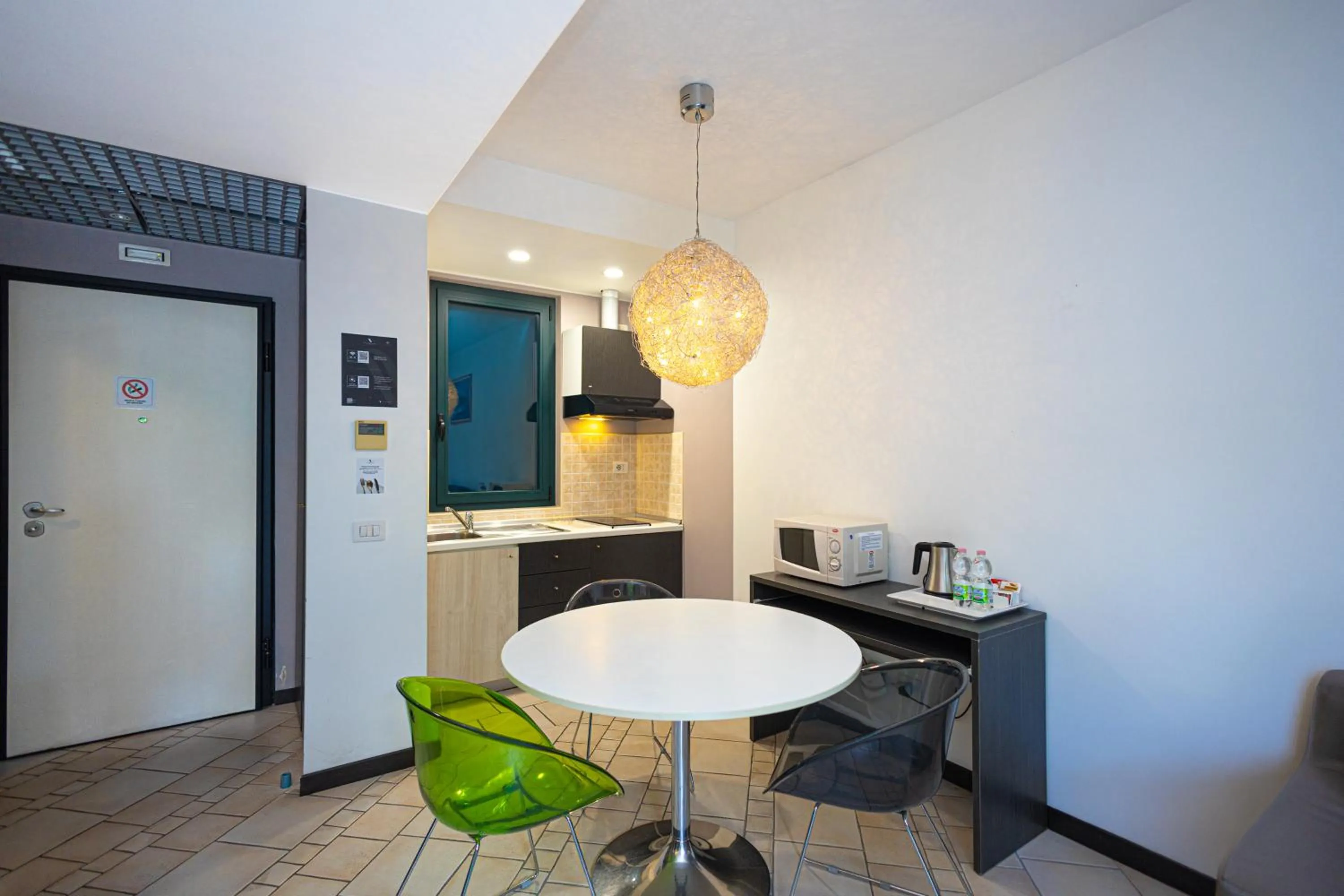 Kitchen or kitchenette in LVG Hotel Collection - CasAlbergo