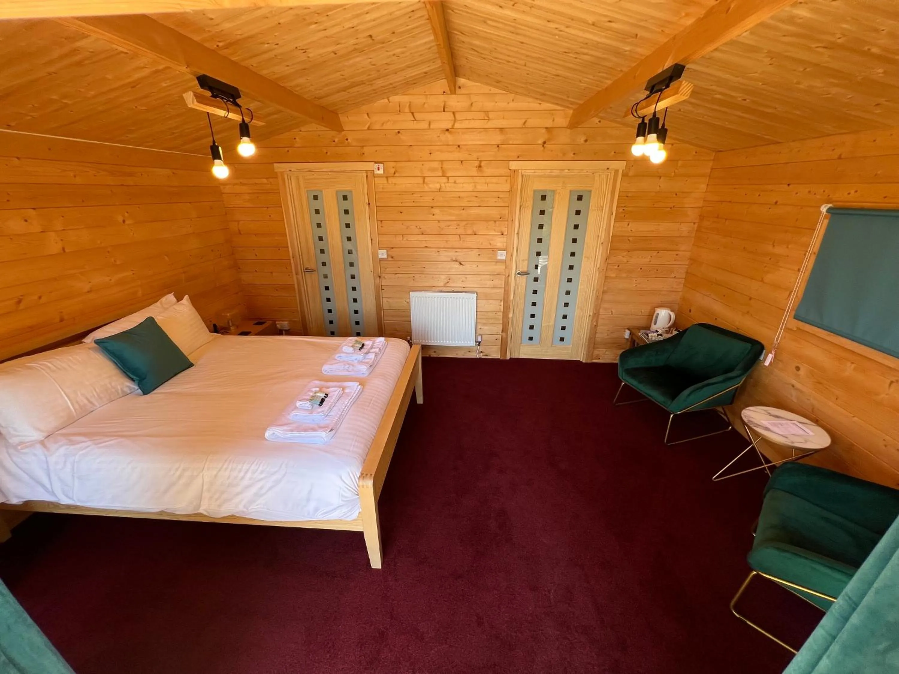 Bed in Three Wheat Heads