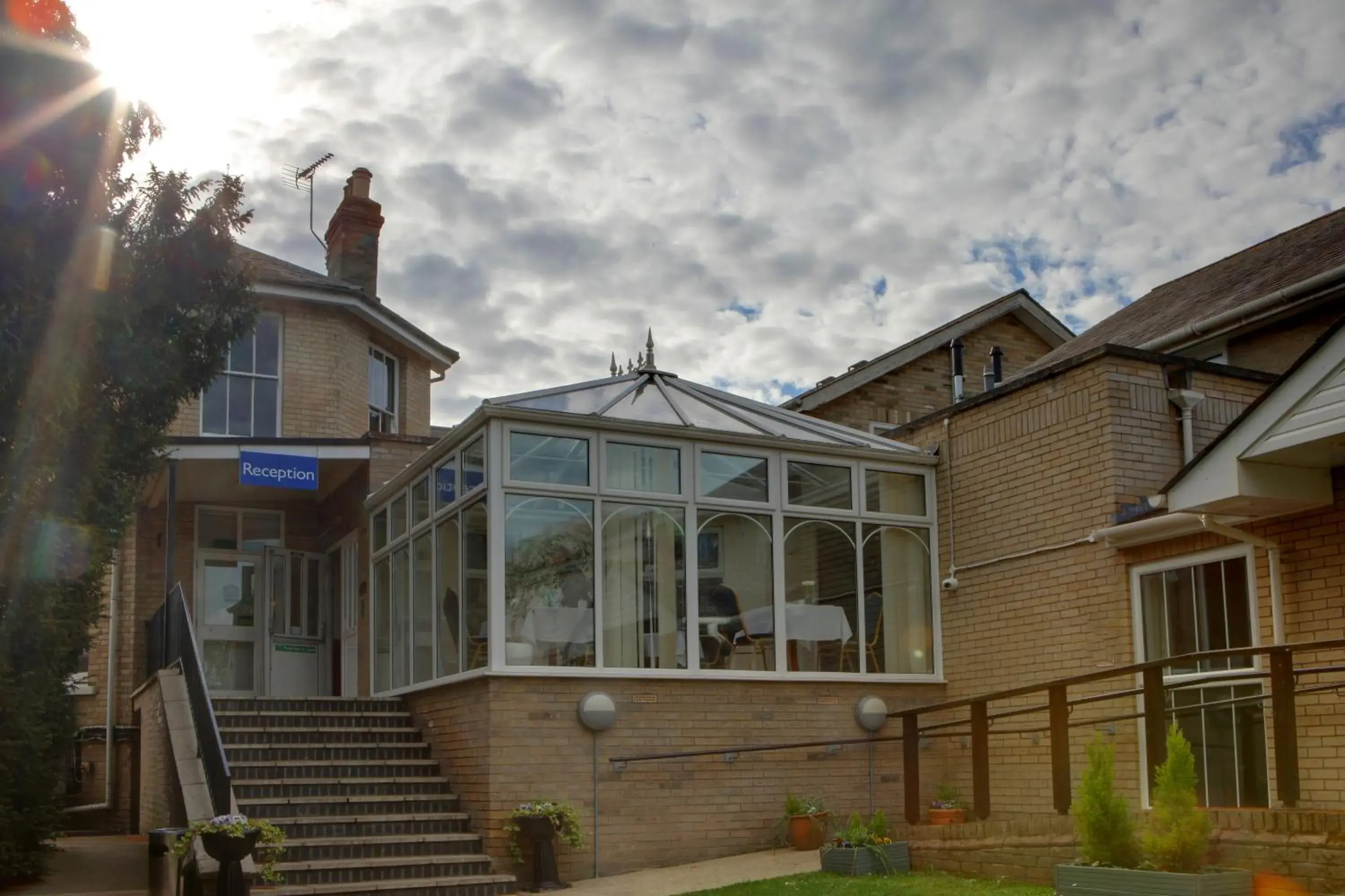 Facade/entrance in Best Western Claydon Hotel Facade/entrance in Best Western Claydon Hotel