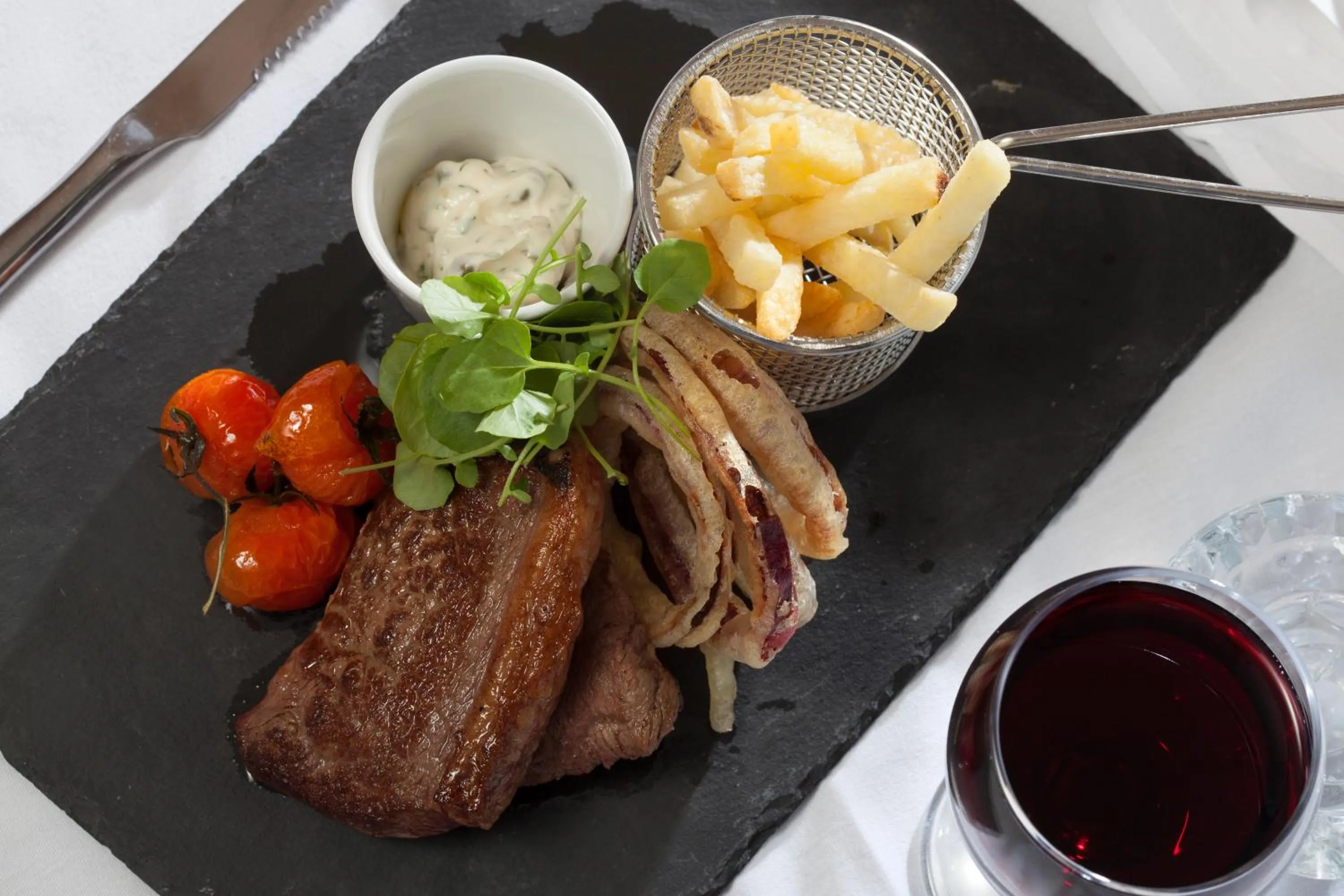 Food and drinks in Best Western Claydon Hotel