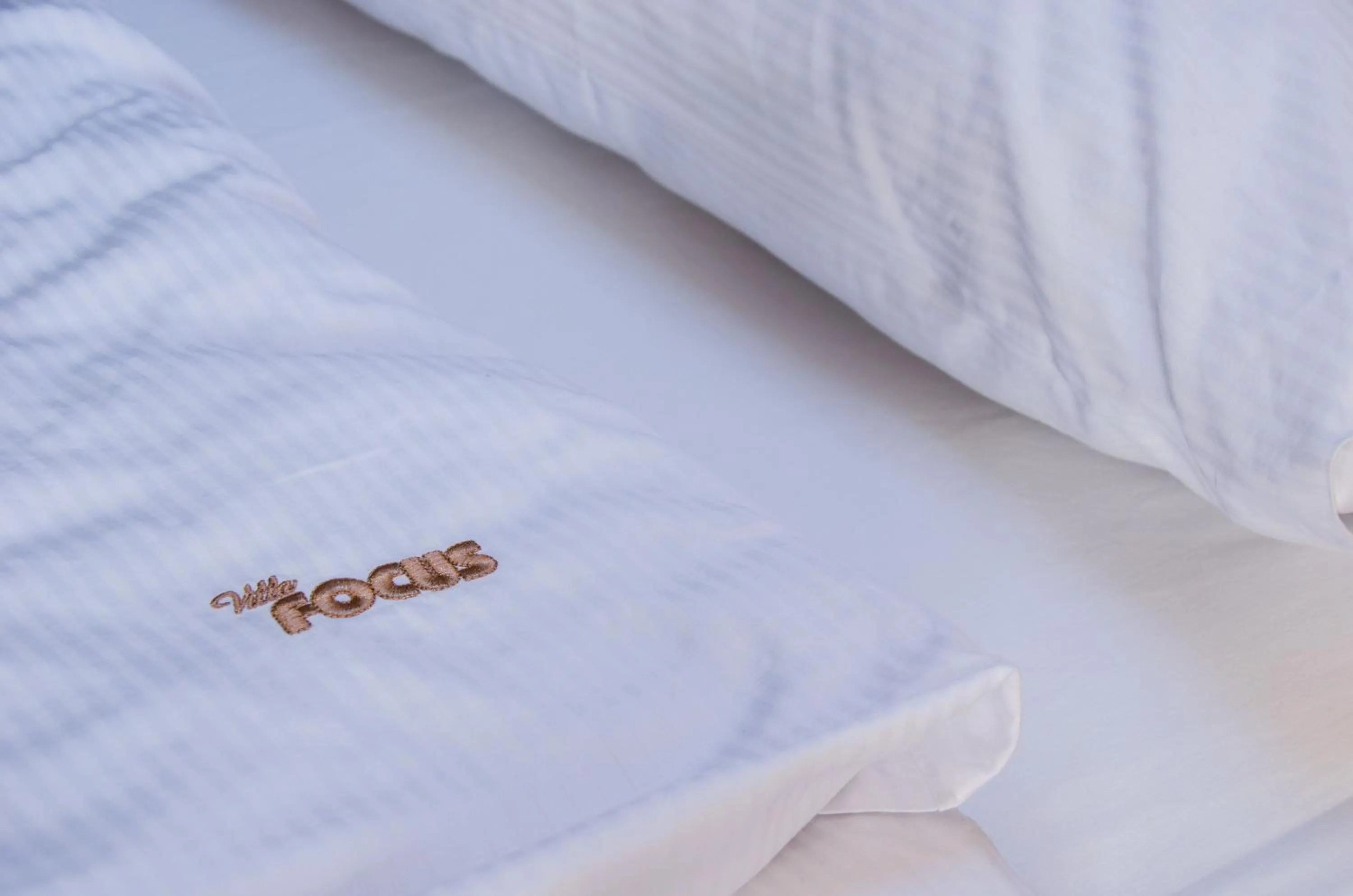 Property logo or sign, Bed in Willa Focus