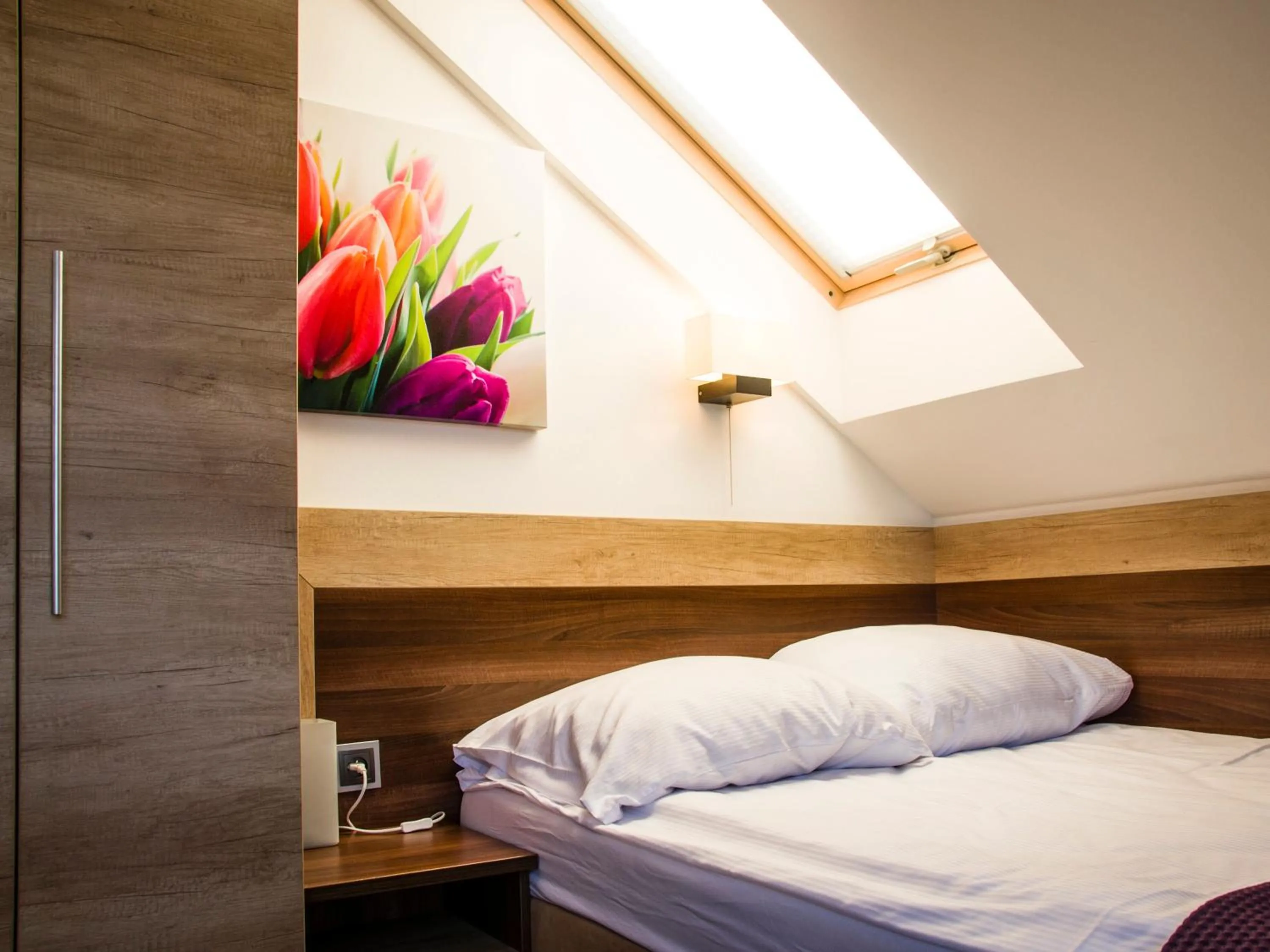 Bed in Willa Focus