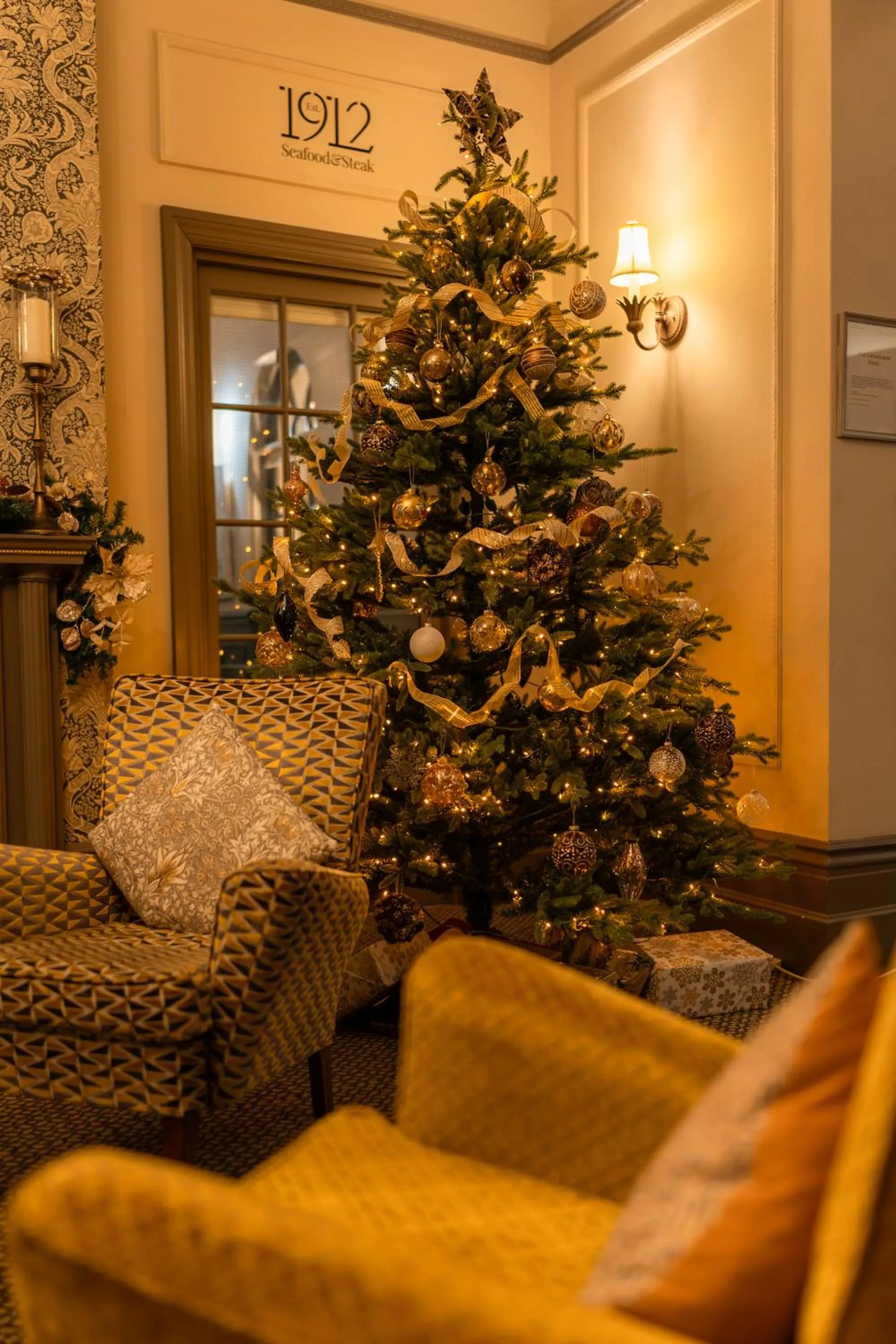 Entertainment in The Lansdowne, Eastbourne