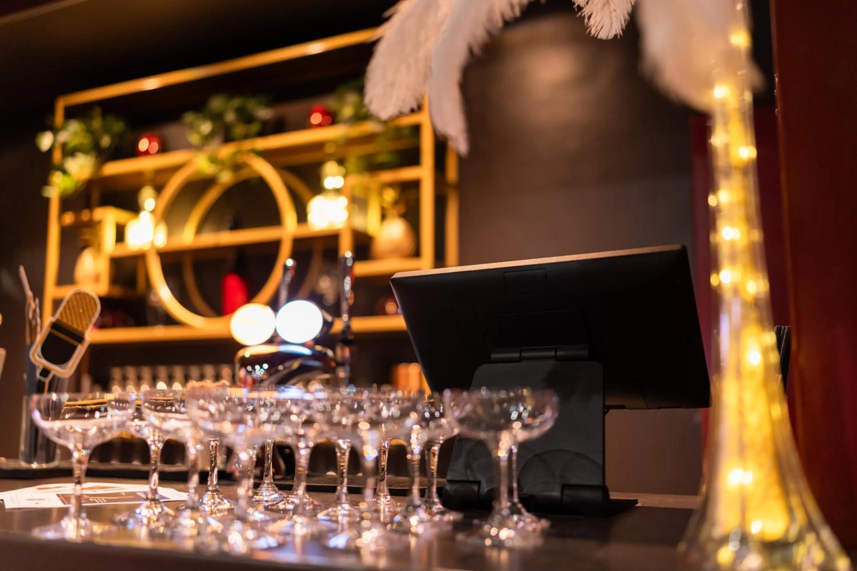 Entertainment in The Lansdowne, Eastbourne