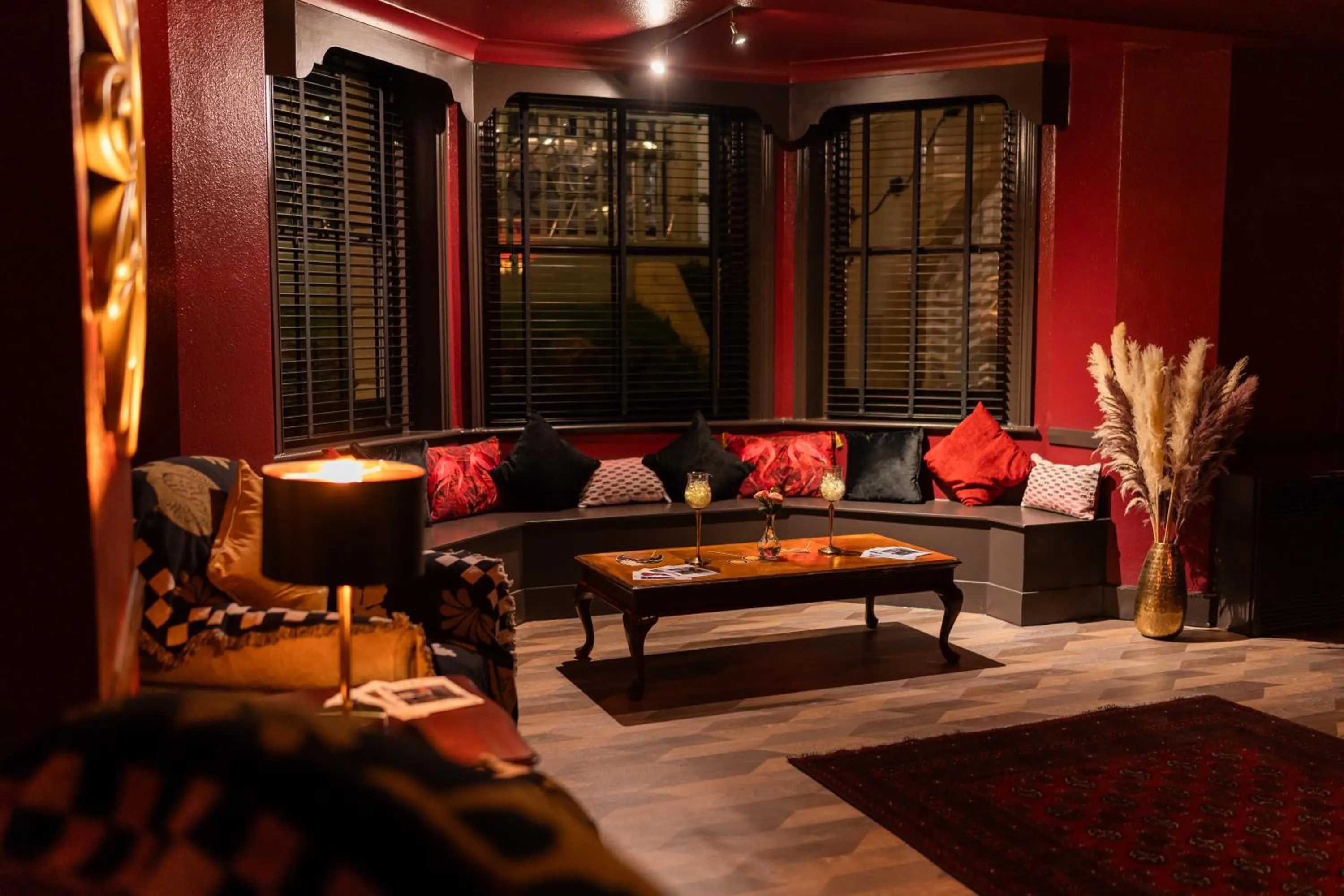 Entertainment in The Lansdowne, Eastbourne