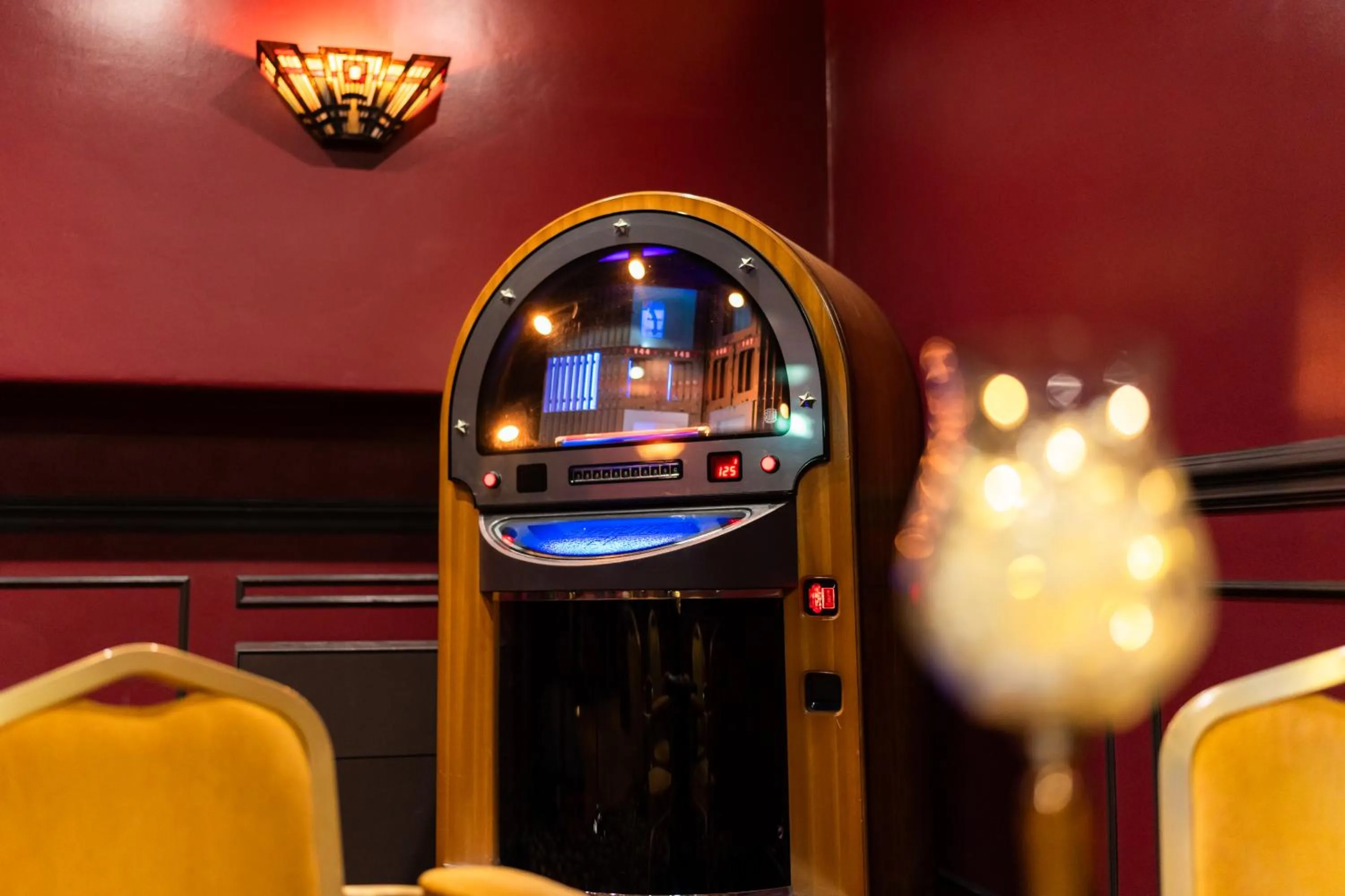 Entertainment in The Lansdowne, Eastbourne