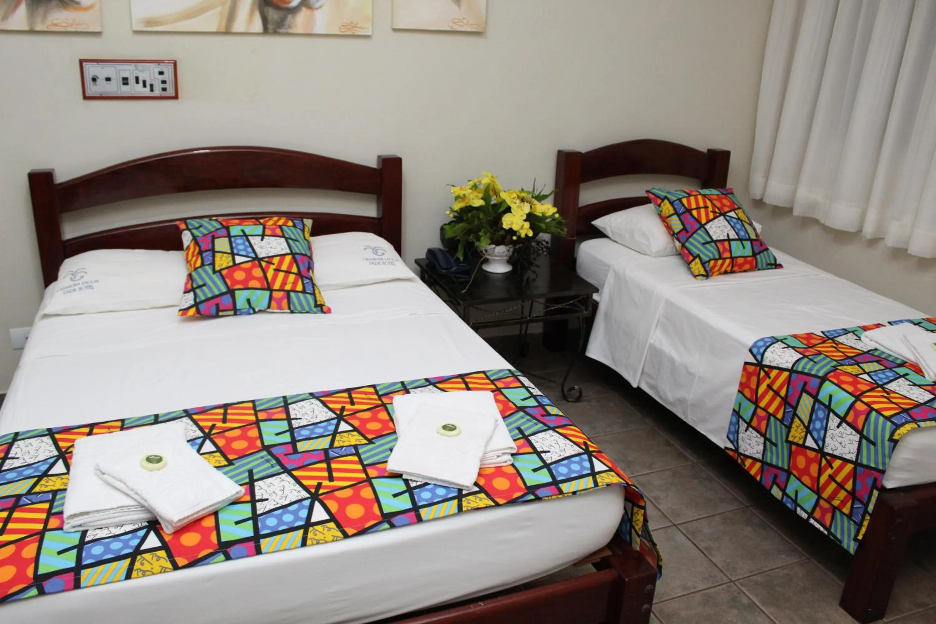 Bed in Grandes Lagos Park Hotel