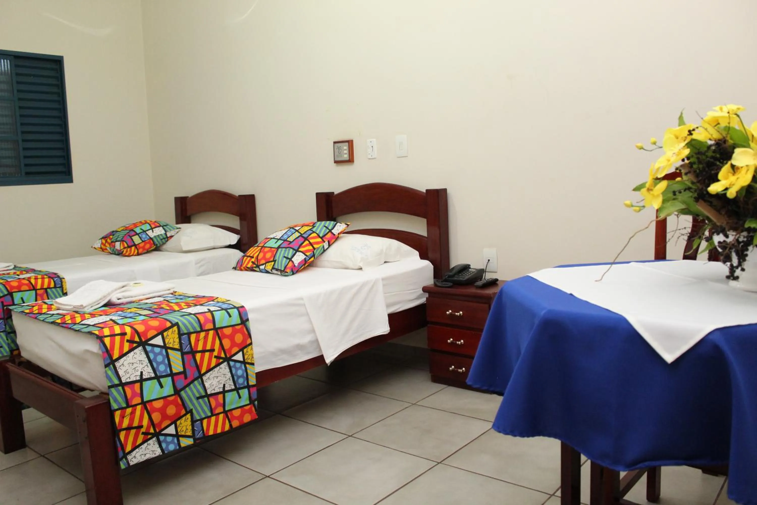 Bed in Grandes Lagos Park Hotel