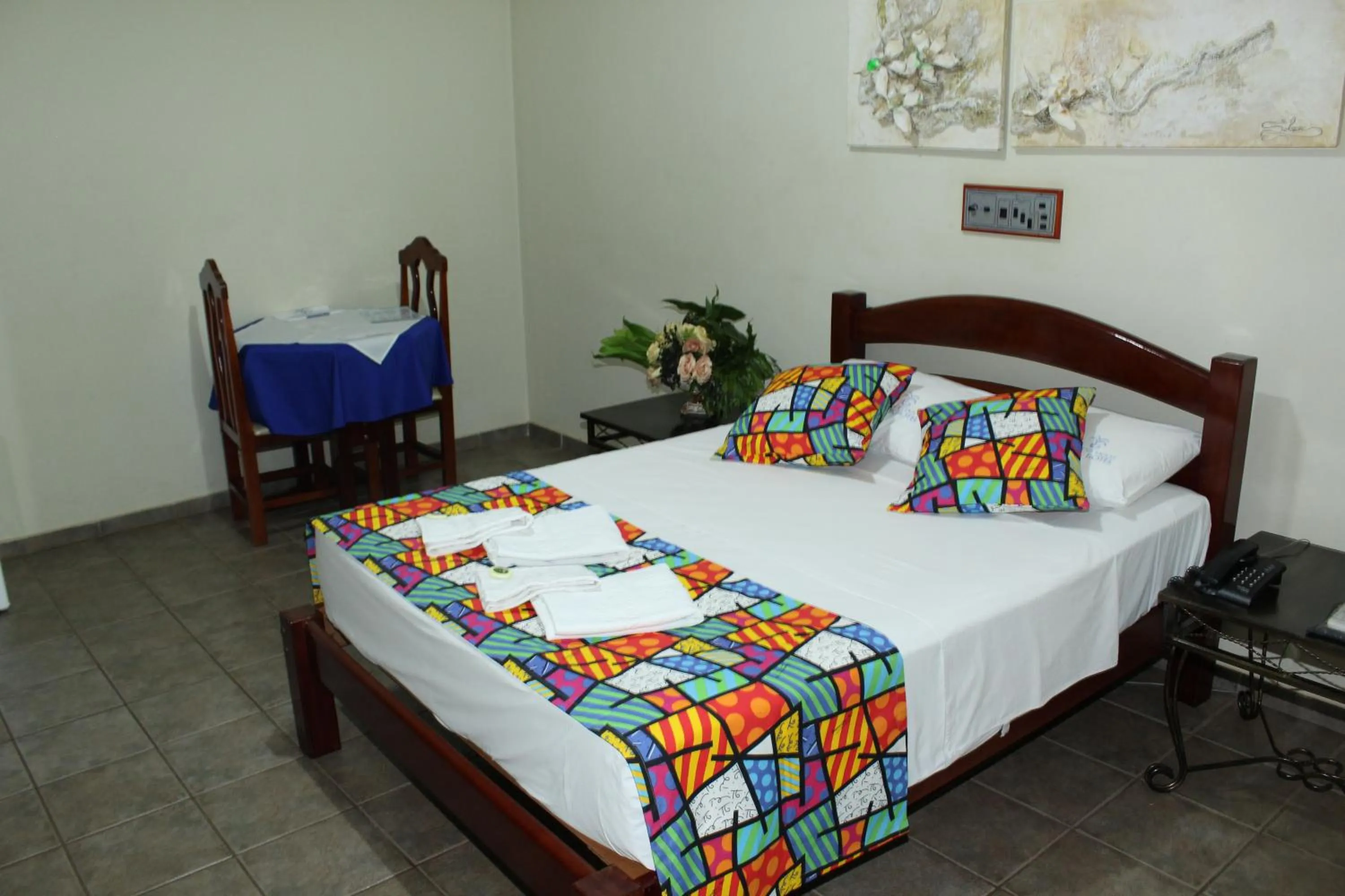 Bed in Grandes Lagos Park Hotel