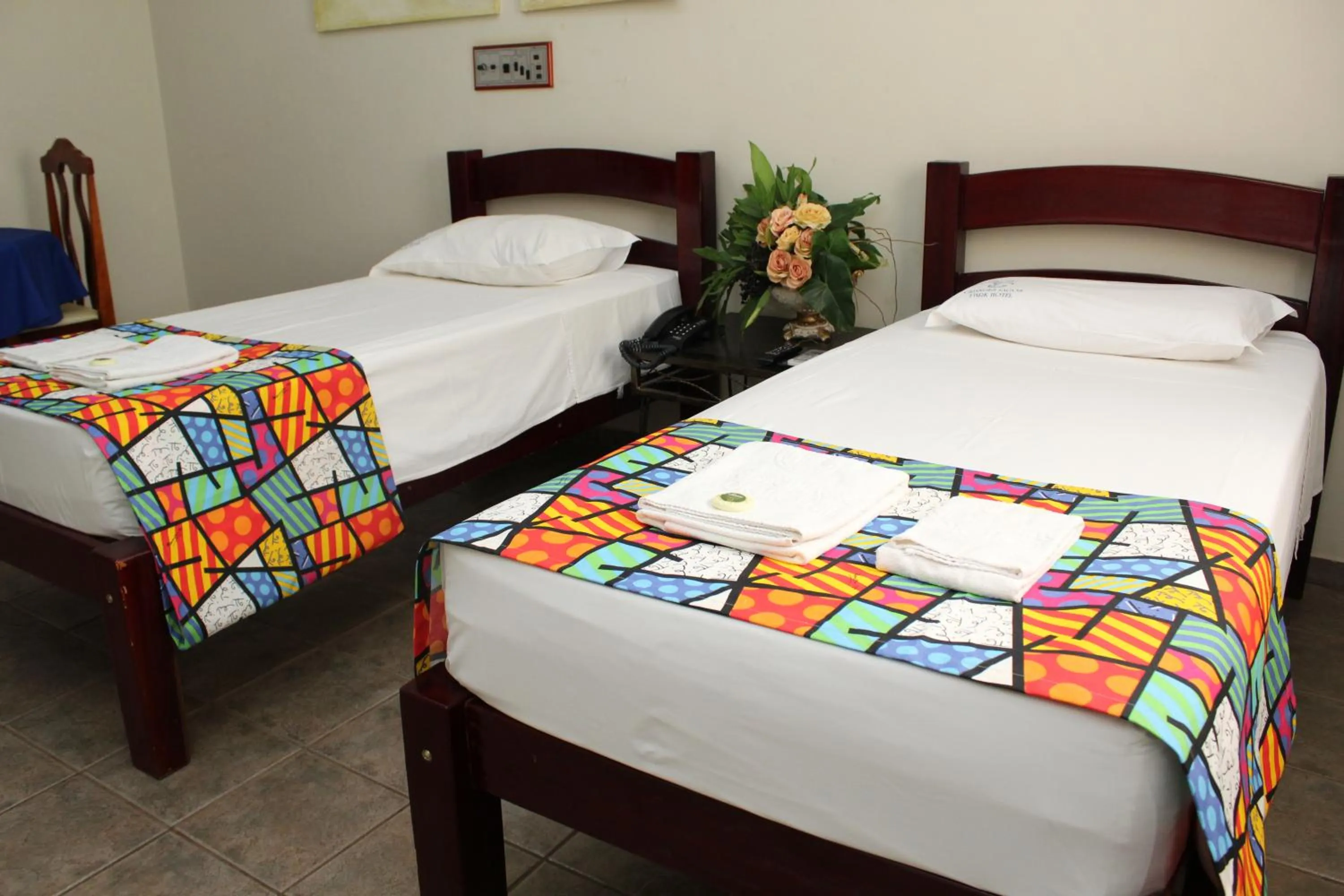 Bed in Grandes Lagos Park Hotel