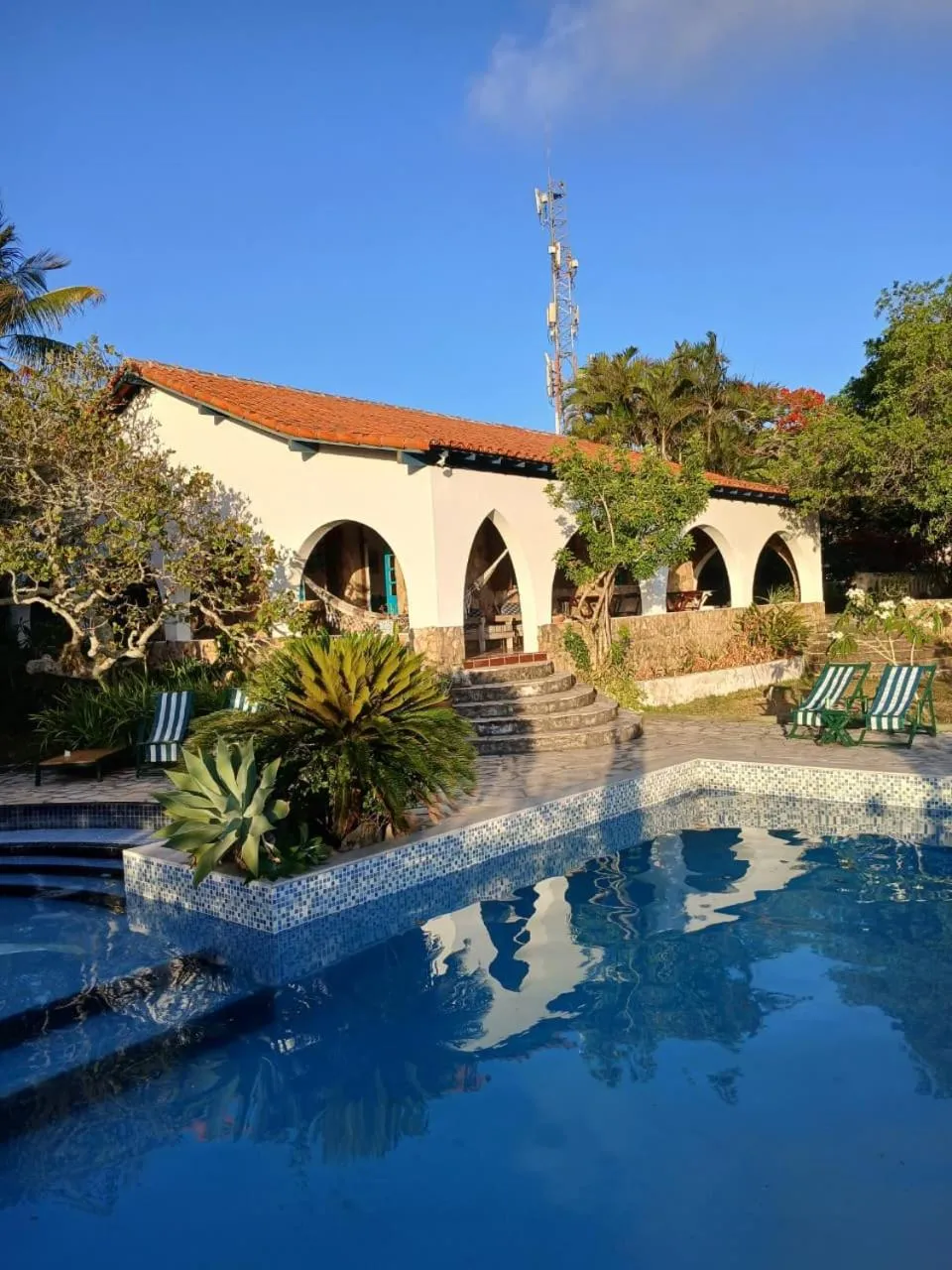Property building in Casa Dos Arcos Bed and Breakfast