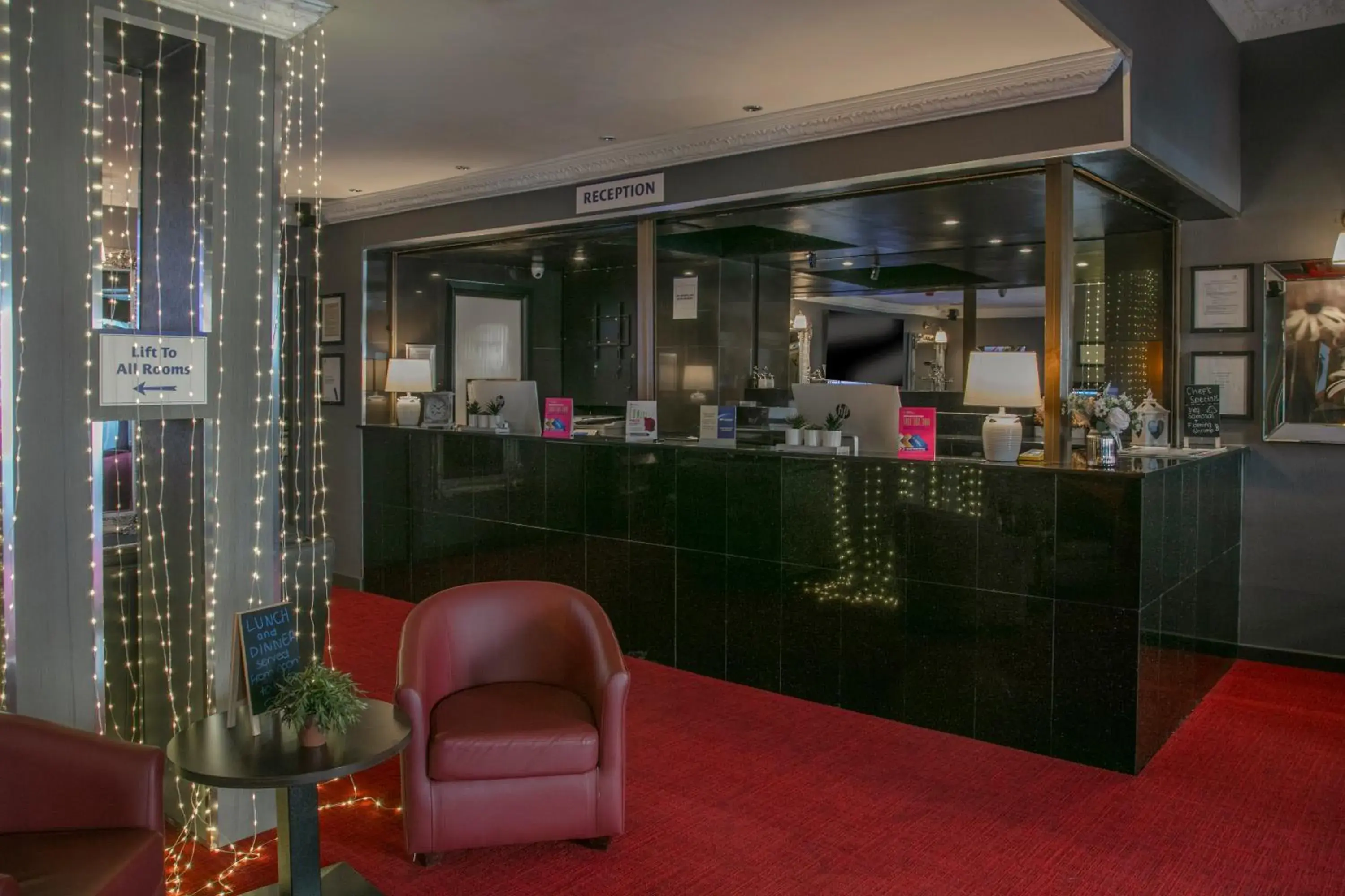 Lobby or reception in Best Western Glasgow Hotel Lobby or reception in Best Western Glasgow Hotel