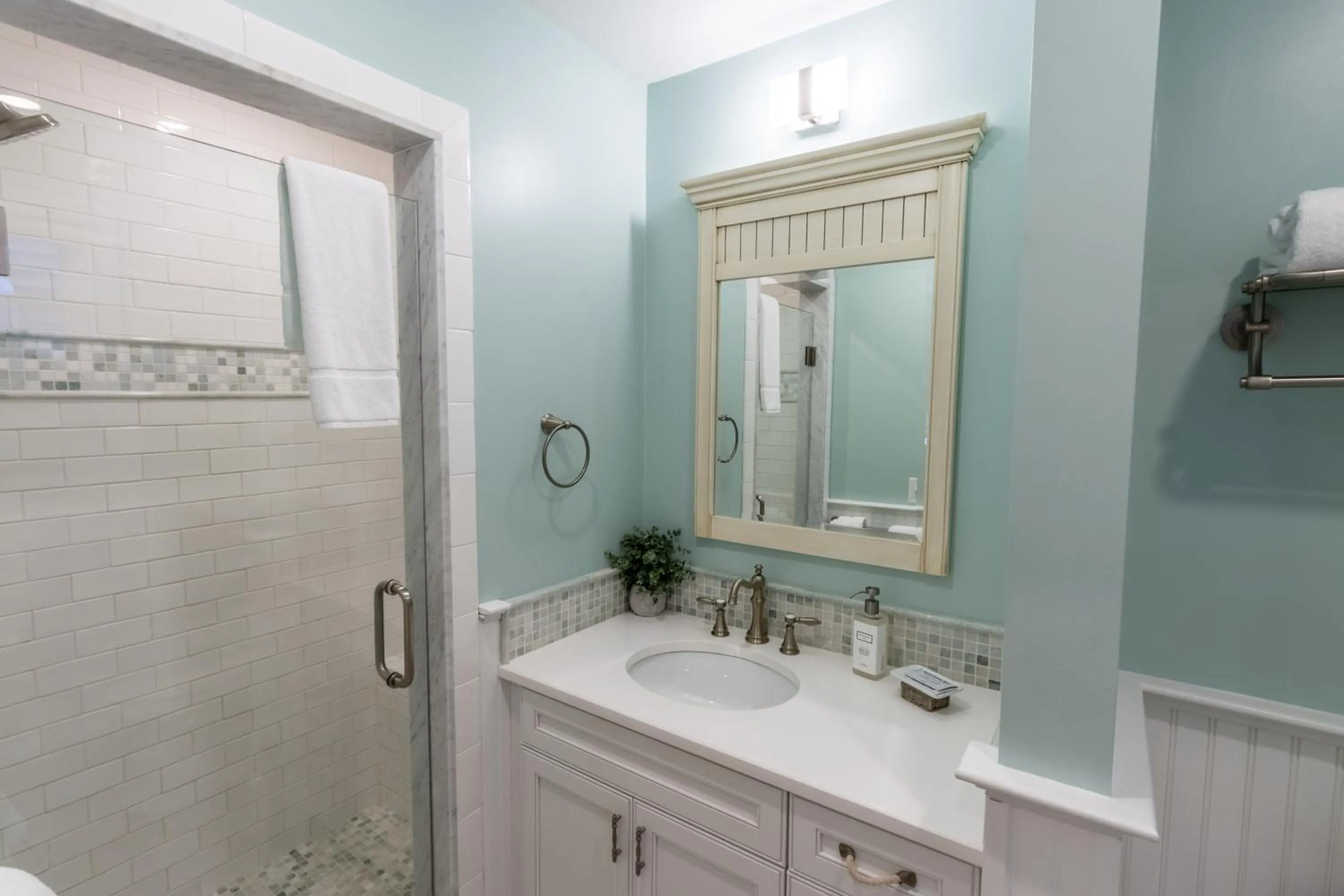 The Newport Lofts - 548 Thames Street