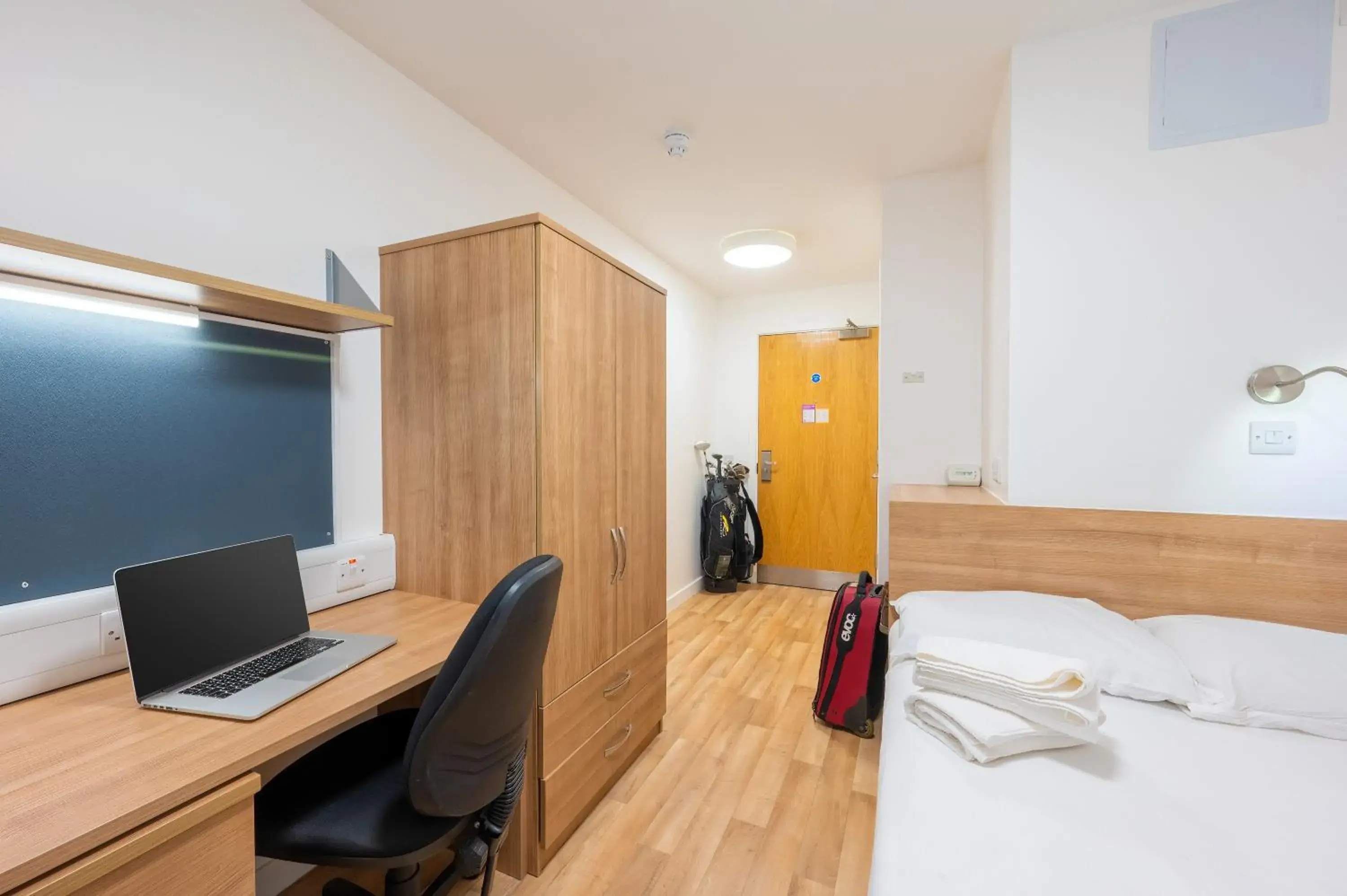 Double Room in UHI Inverness - Campus Accommodation Double Room in UHI Inverness - Campus Accommodation