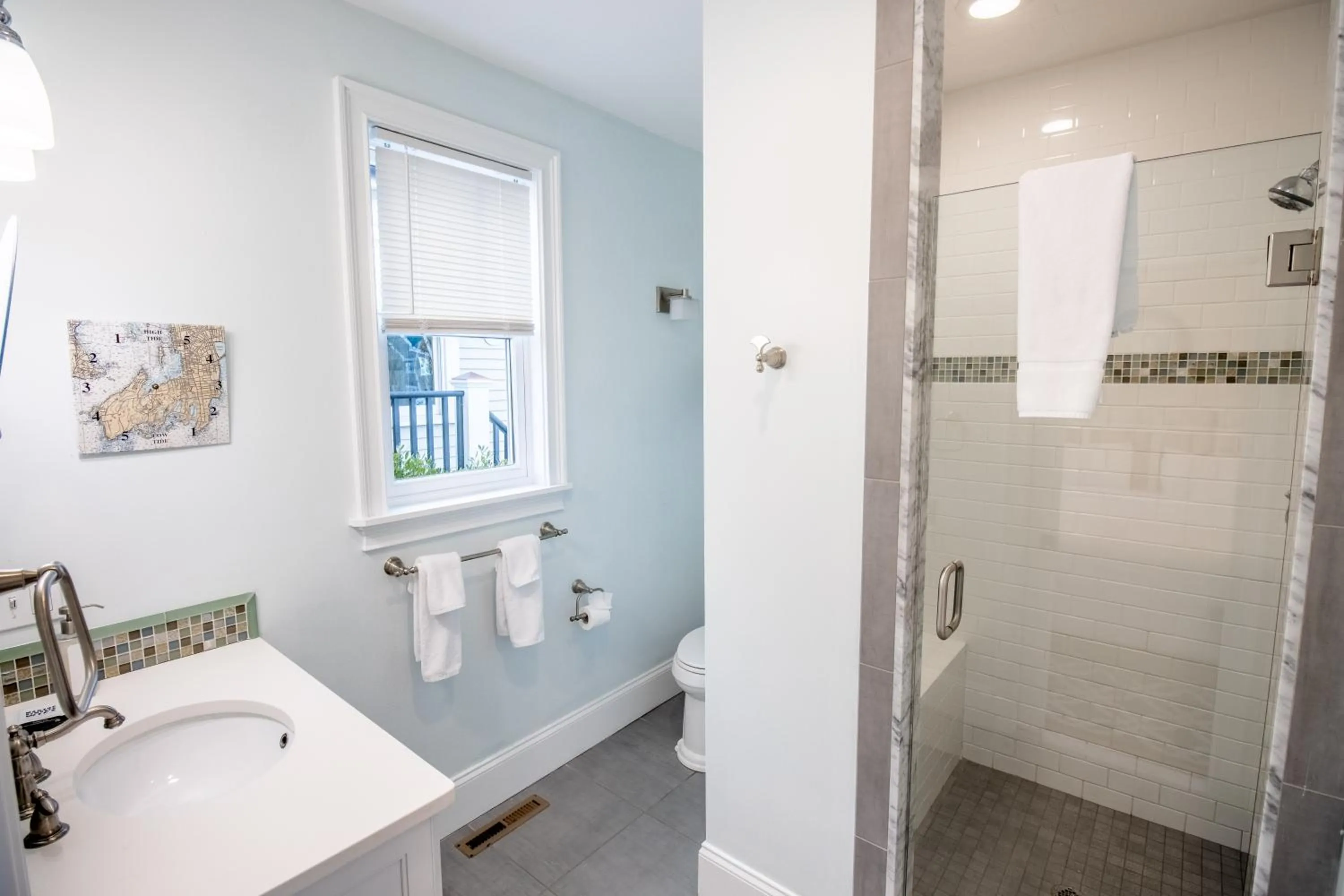 The Newport Lofts - 546 Thames Street